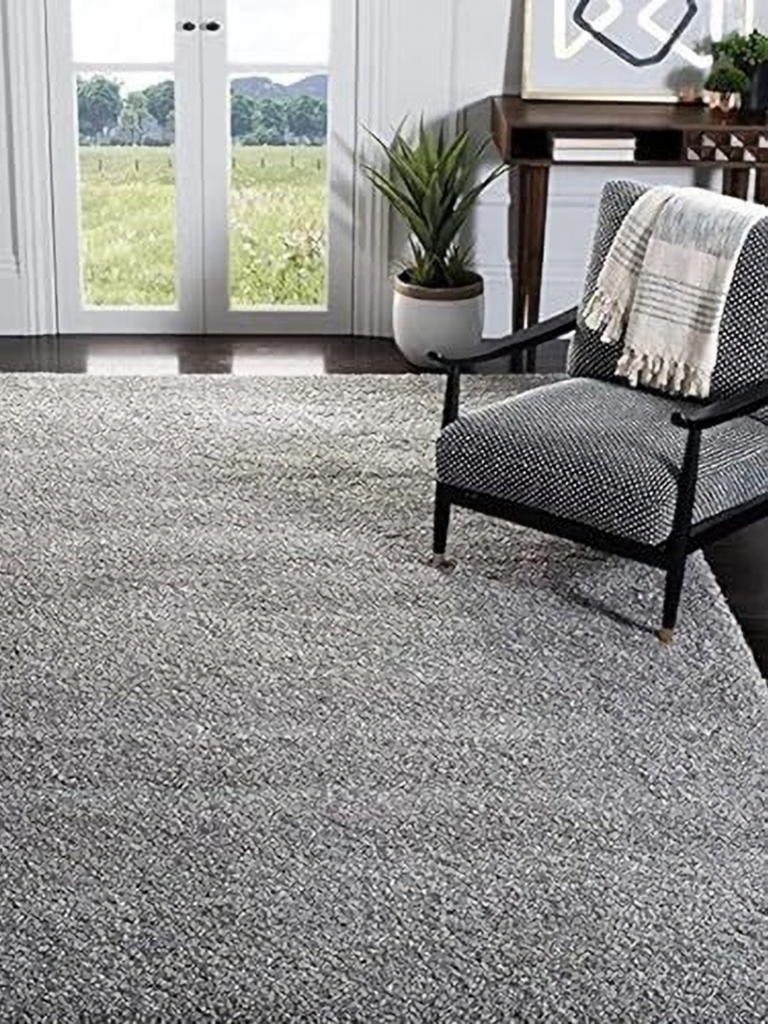 

Banchmark Home Furnishings Silver-Toned Shaggy Rectangle Carpet