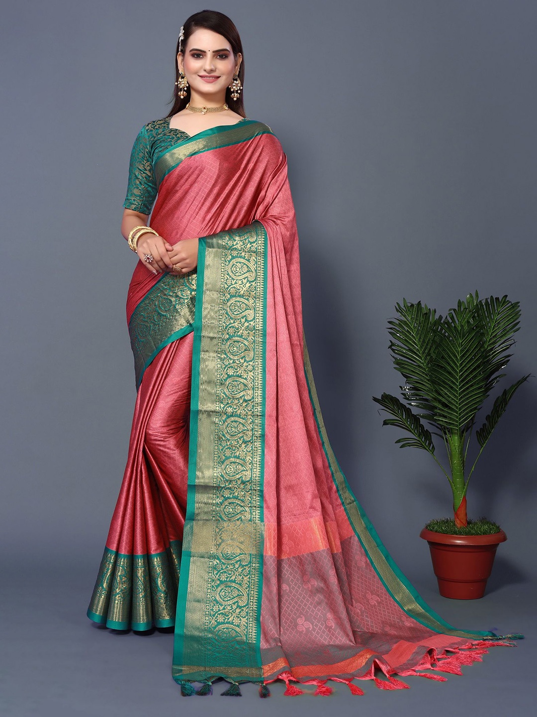 

Divyadham Textiles Woven Design Zari Banarasi Saree, Coral