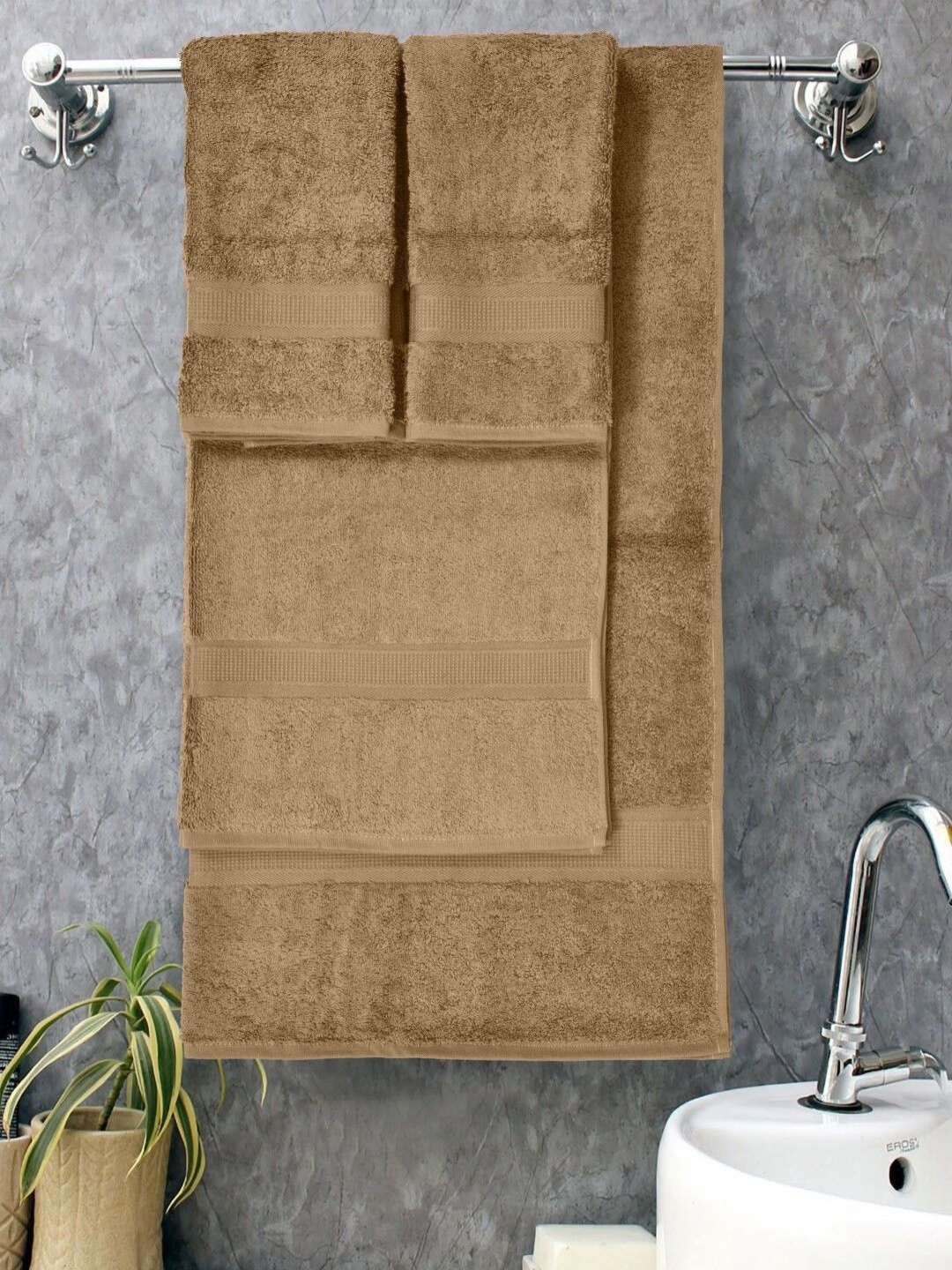 

BOMBAY DYEING Beige 4 Pieces Pure Cotton 550 GSM Towel Set
