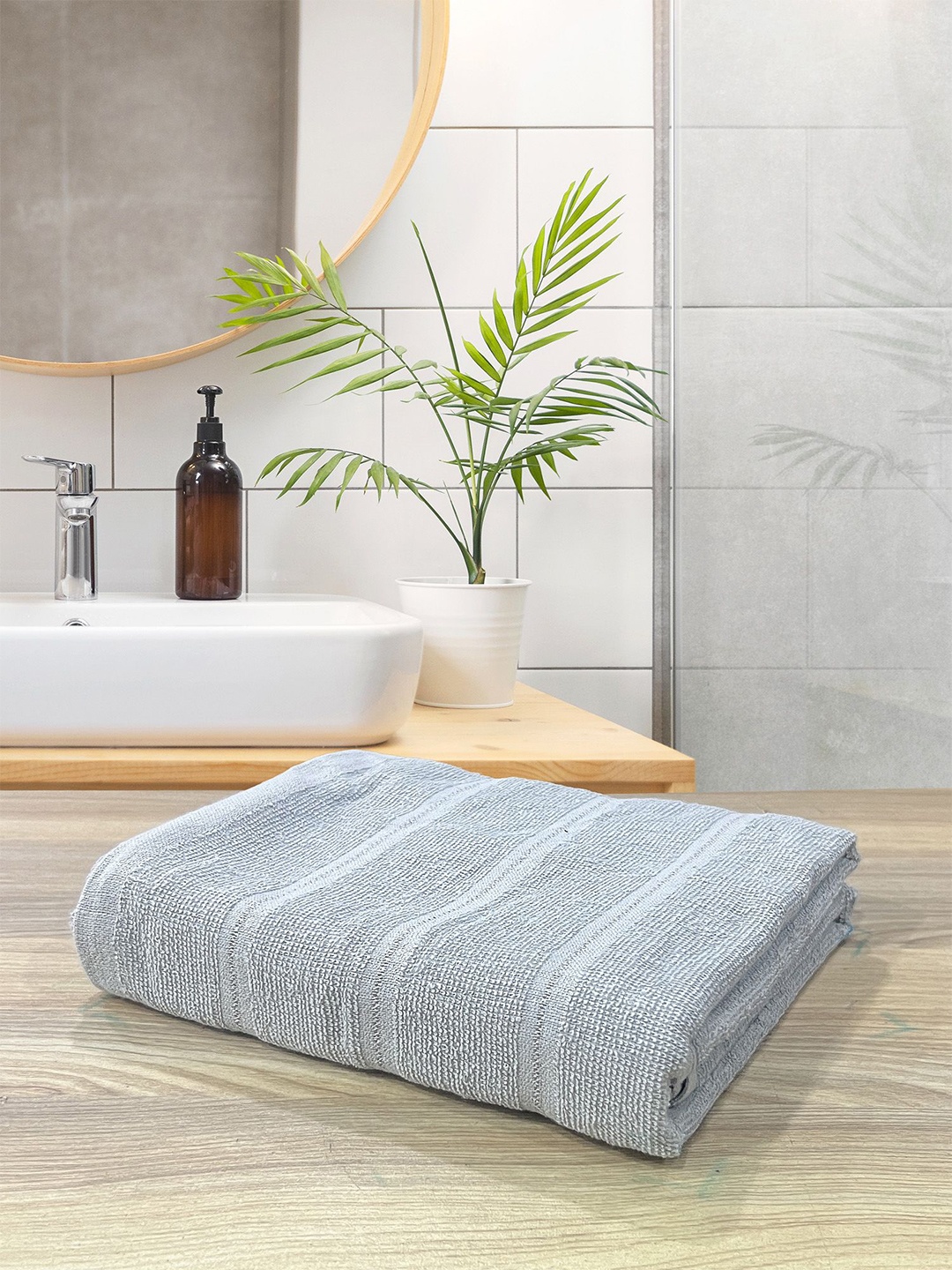 

LABHAM Grey Striped Cotton 300 GSM Bath Towel