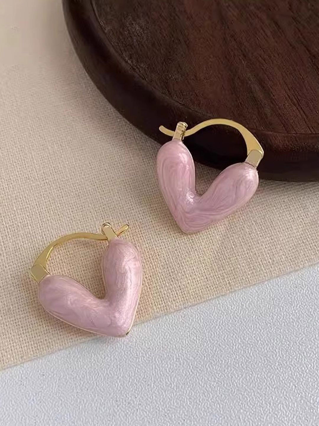 

VAGHBHATT Gold-Plated Heart Shaped Hoop Earrings, Pink