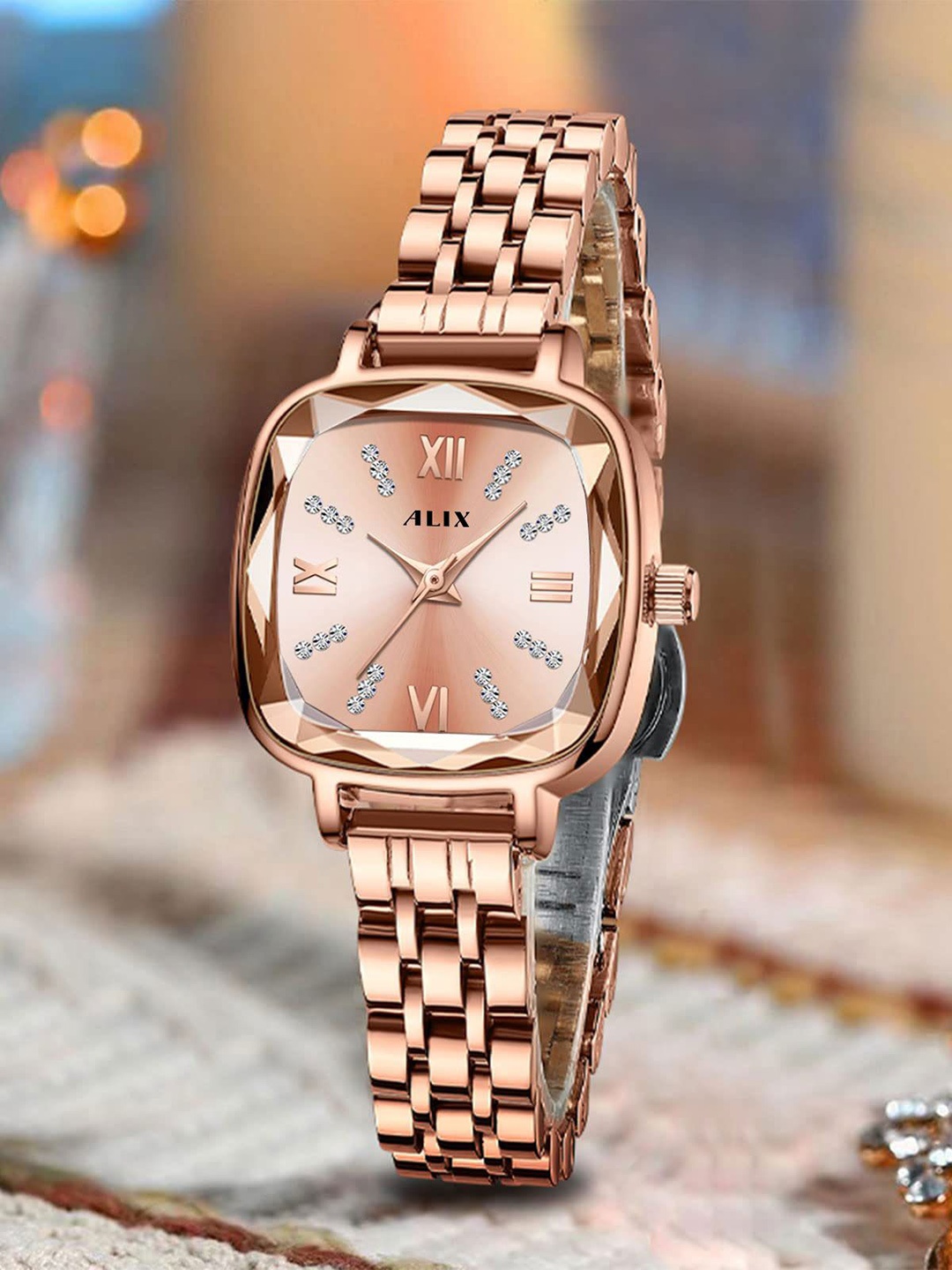 

ALIX Women Brass Dial & Stainless Steel Bracelet Style Straps Analogue Watch AL2535 RGR, Rose gold