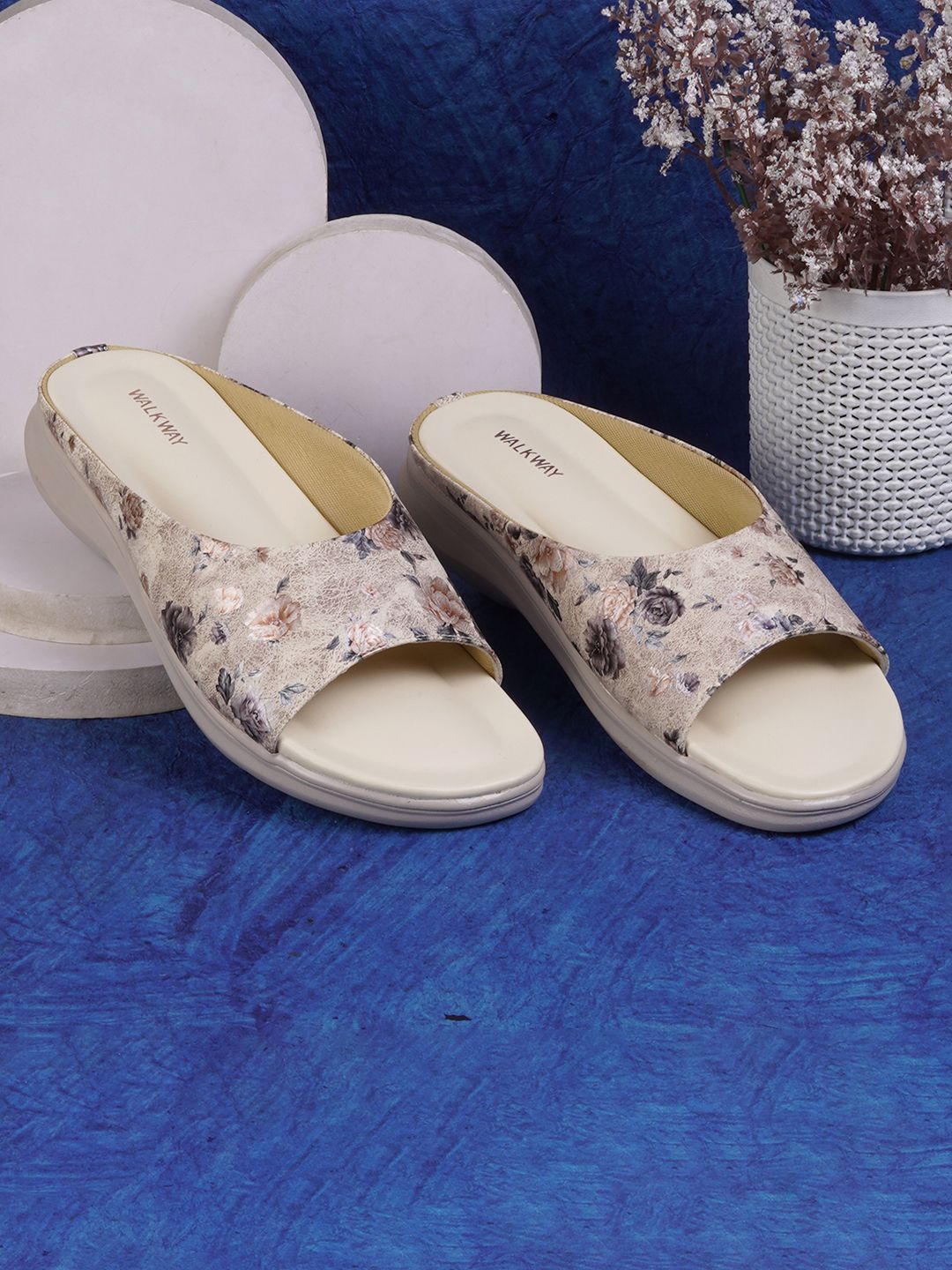 

WALKWAY by Metro Printed Wedge Heel Sandals, Beige