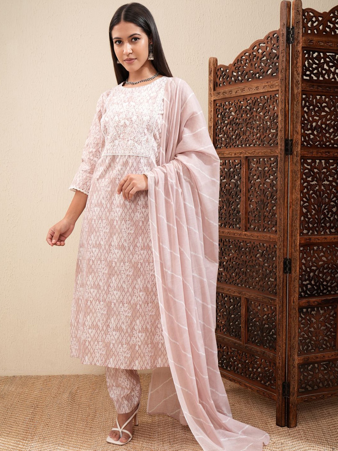 

Vishudh Mauve Floral Embroidered Pure Cotton Kurta With Trousers & Dupatta