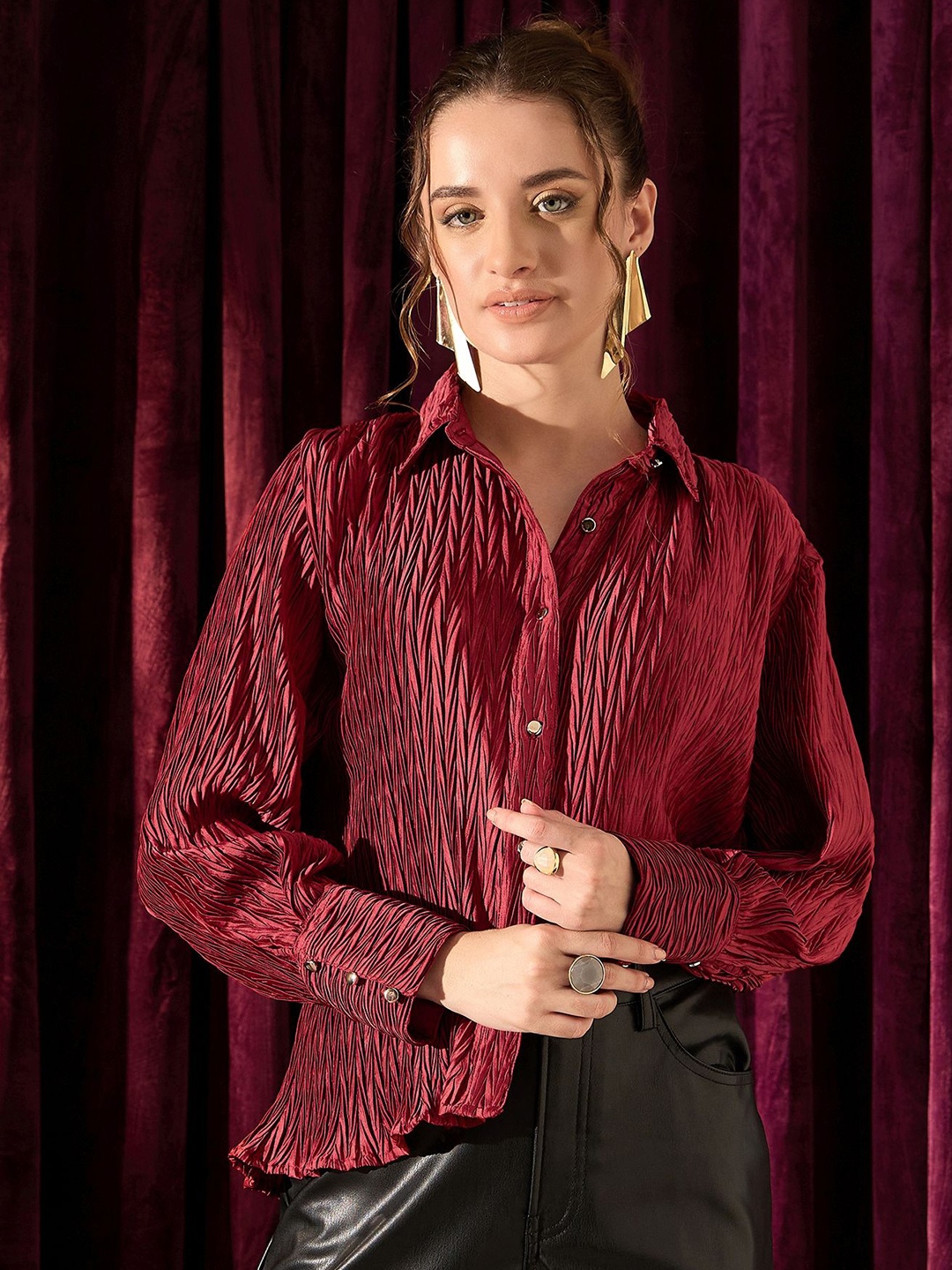 

KASSUALLY Women Standard Spread Collar Solid Casual Shirt, Maroon