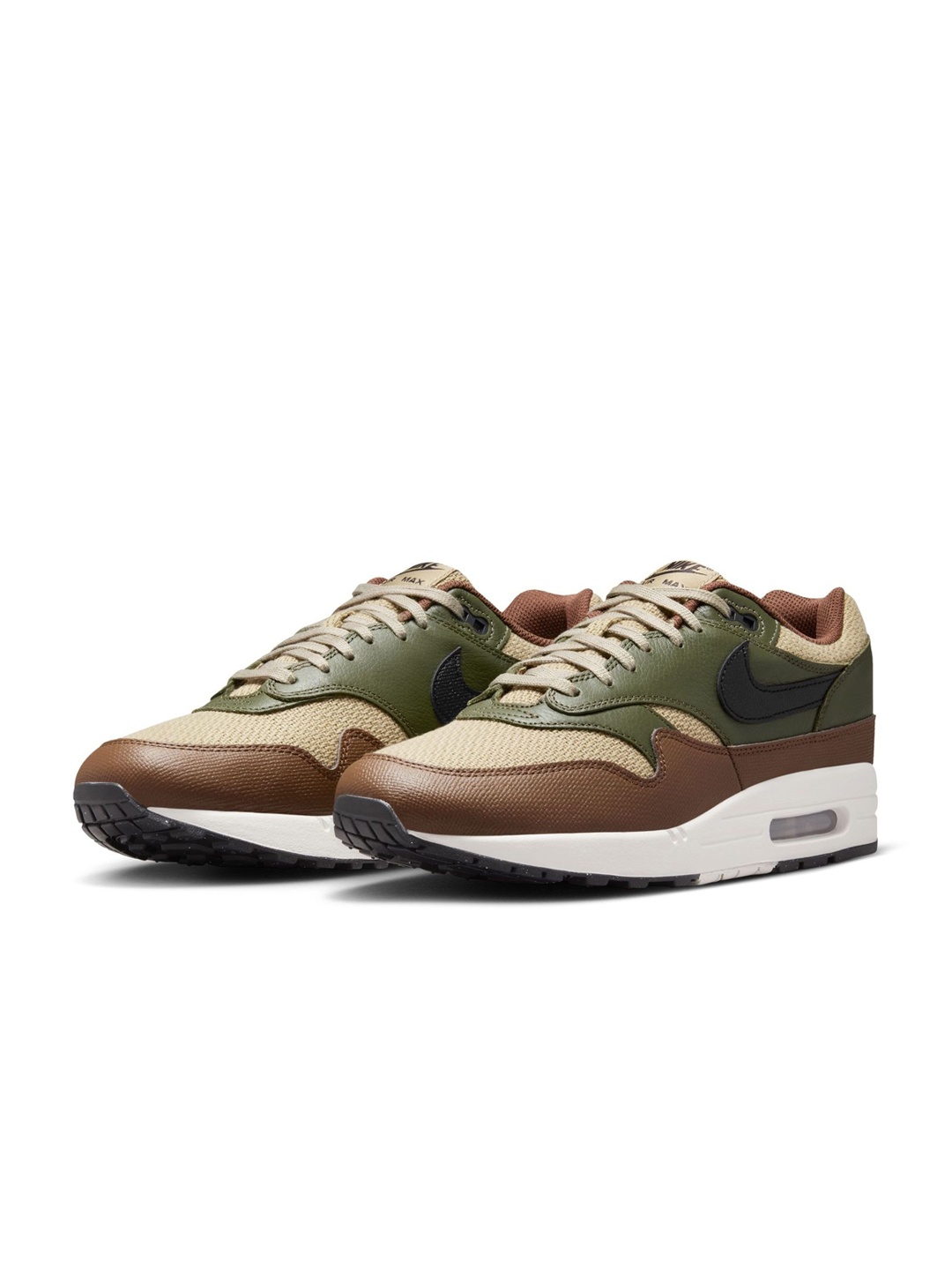 

Nike Air Max 1 Essential Premium Men's Shoes, Green