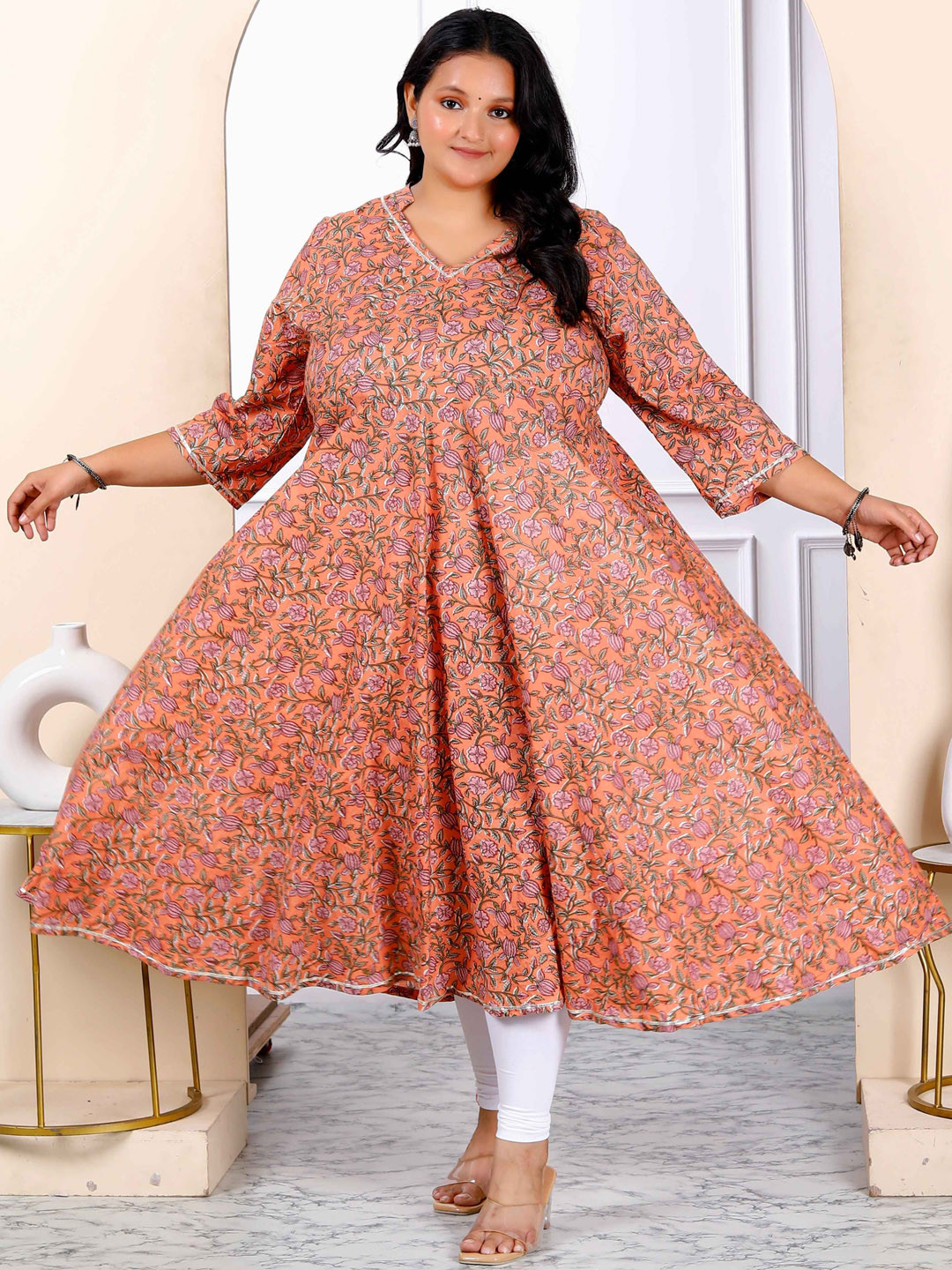 

MIRAVAN Plus Size Floral Printed Mandarin Collar Gotta Patti Anarkali Kurta, Orange