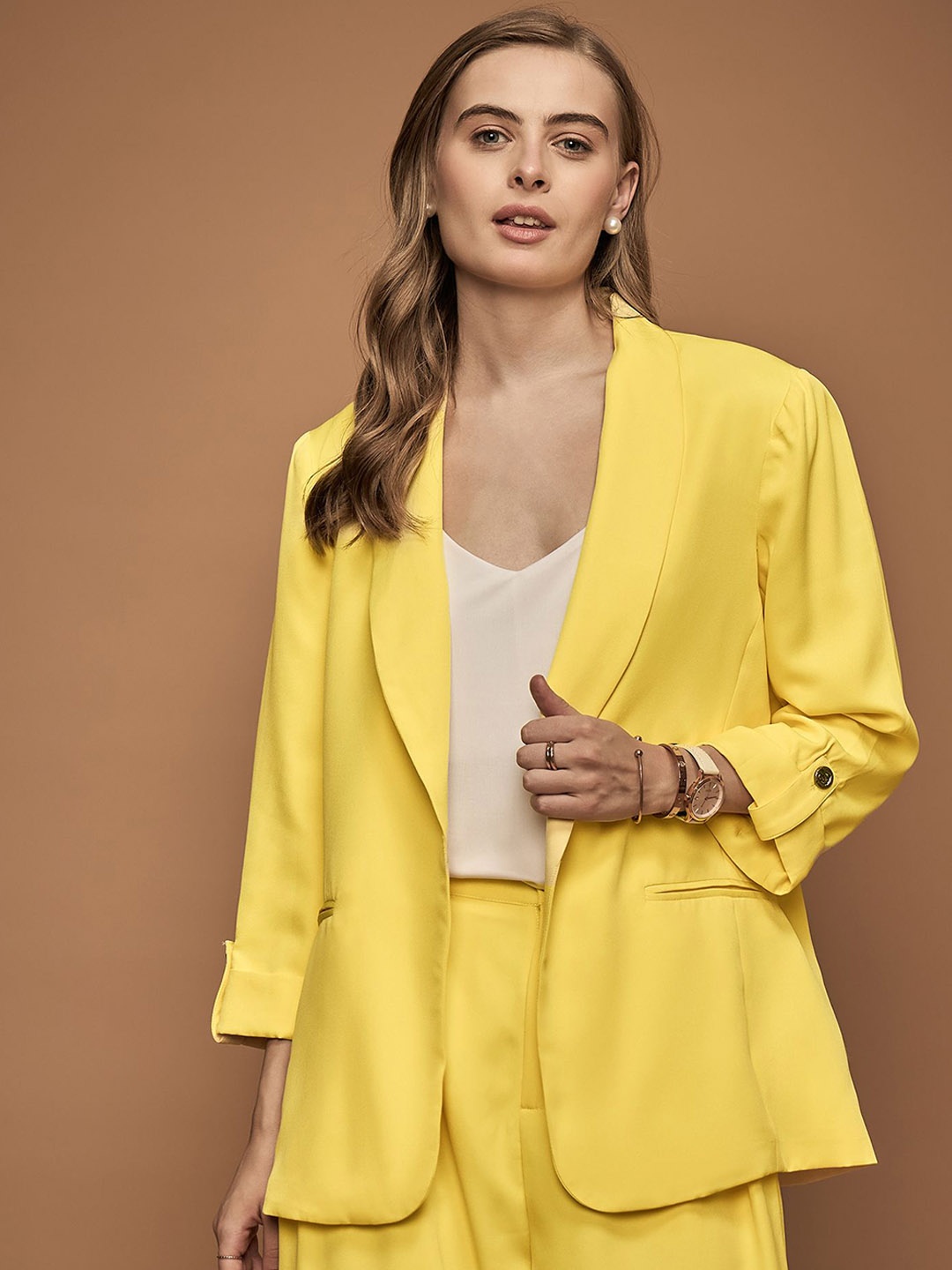 

URBANGRACE BY KASSUALLY Tailored Fit Shawl Collar Casual Blazer, Yellow