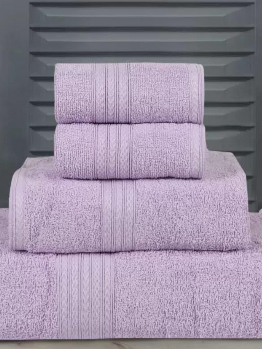 

BOMBAY DYEING Lavender 4 Pieces Pure Cotton 450 GSM Towel Set