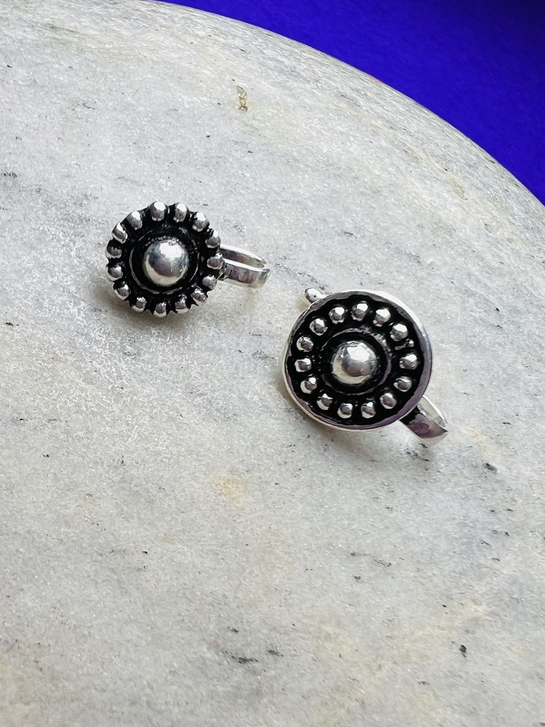 

Arte Jewels Set Of 2 Sterling Silver Oxidised Stud Nosepin