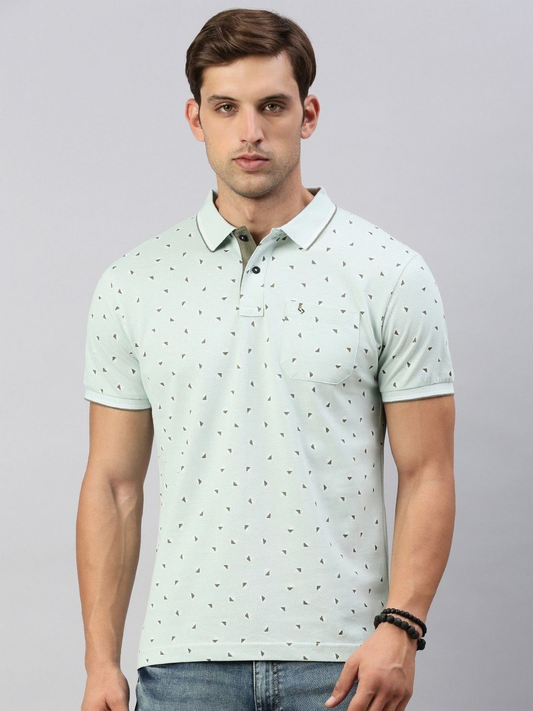 

Classic Polo Men Solid Polo Collar Cotton Slim Fit T-Shirt, Green