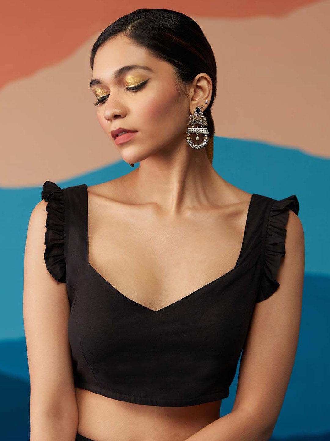 

Likha Sweet-Heart Neck Saree Blouse, Black