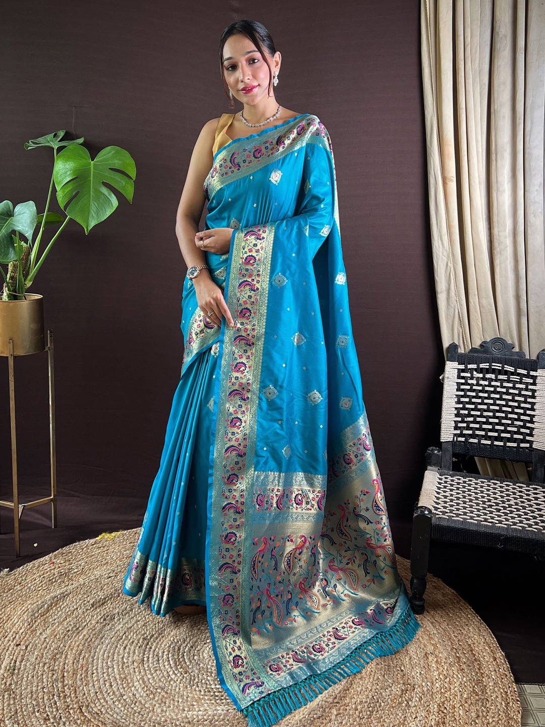 

Divyadham Textiles Woven Design Zari Pure Silk Paithani Saree, Turquoise blue