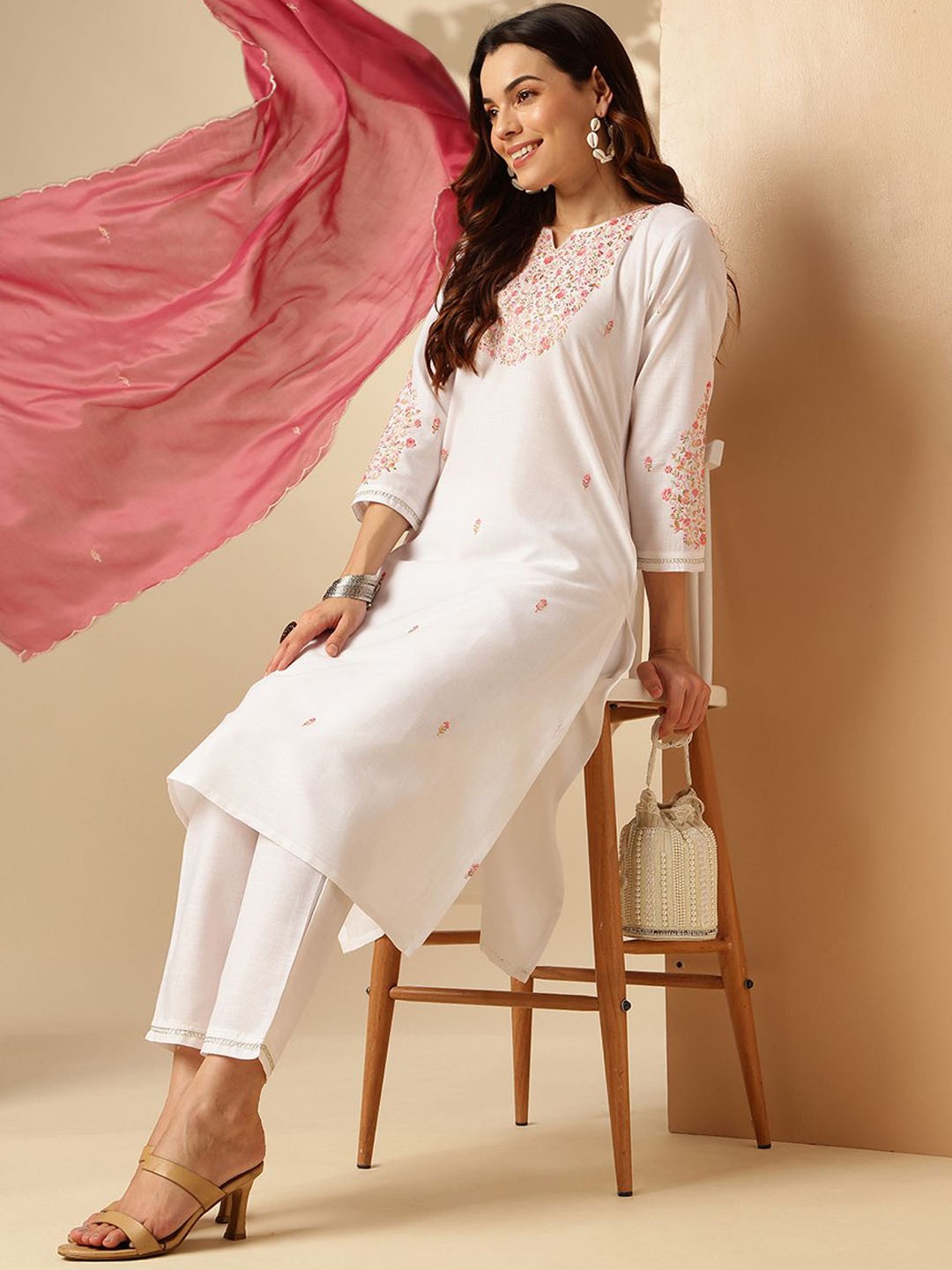 

Anouk Floral Embroidered Yoke Design Notch neck Thread Work Kurta with Trousers & Dupatta, White