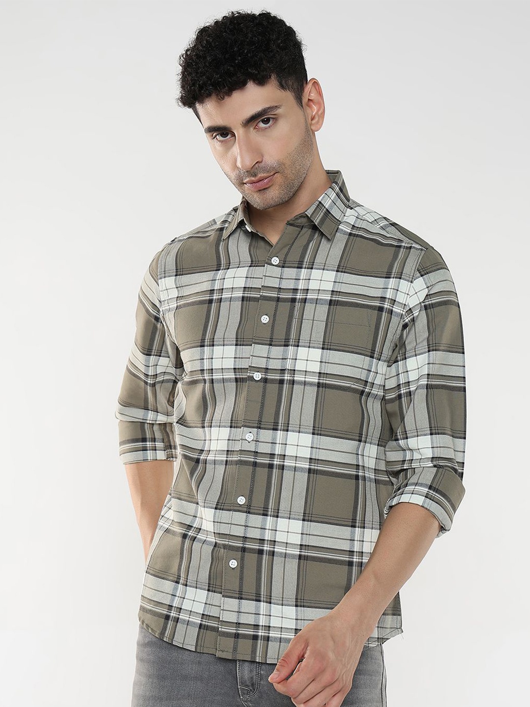 

R&B Men Spread Collar Tartan Checked Cotton Casual Shirt, Green