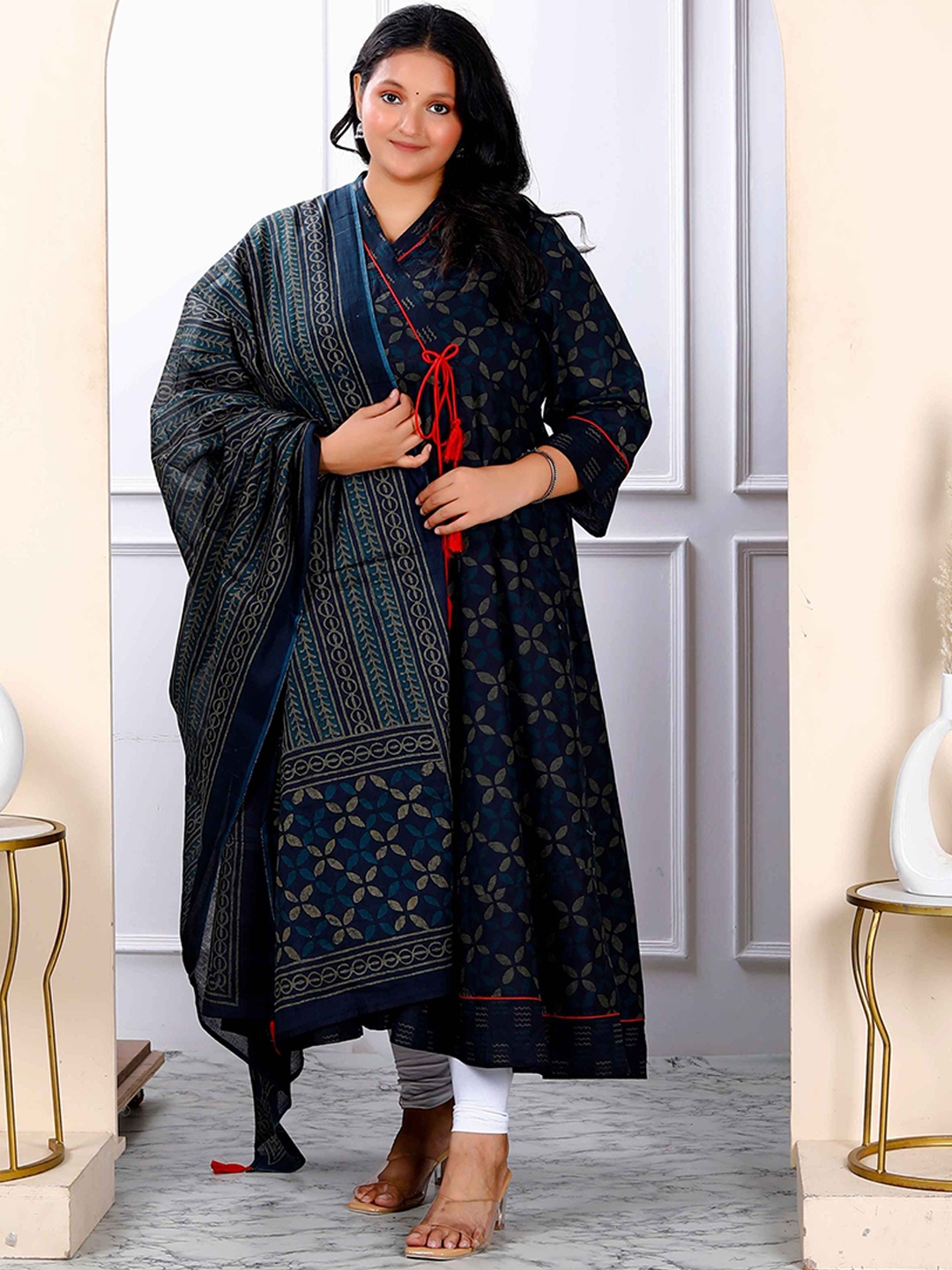 

MIRAVAN Plus Size Abstract Printed Cotton Angrakha Kurta And Dupatta, Blue