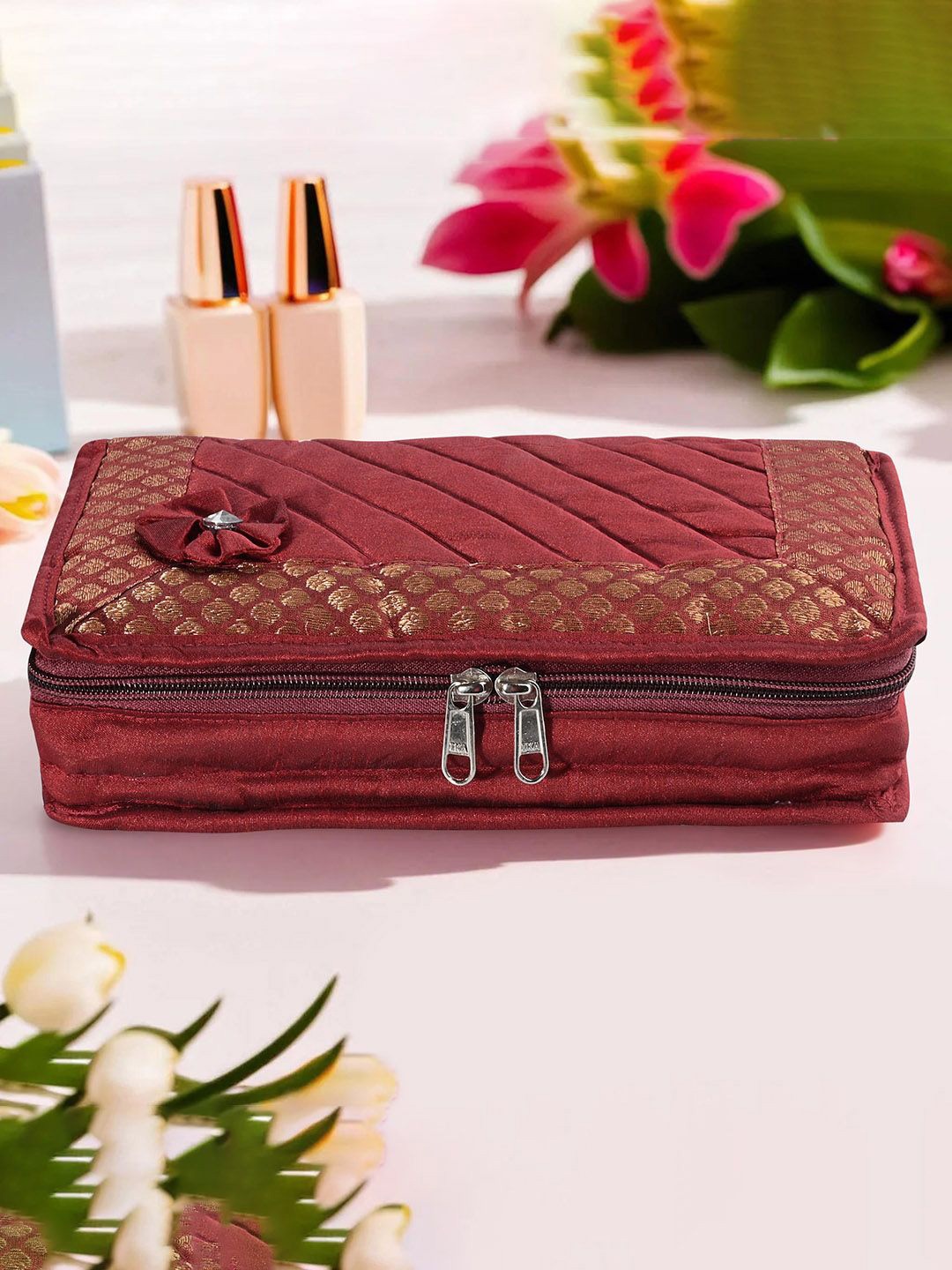 

Kuber Industries Maroon Self Design Jewellery Organiser
