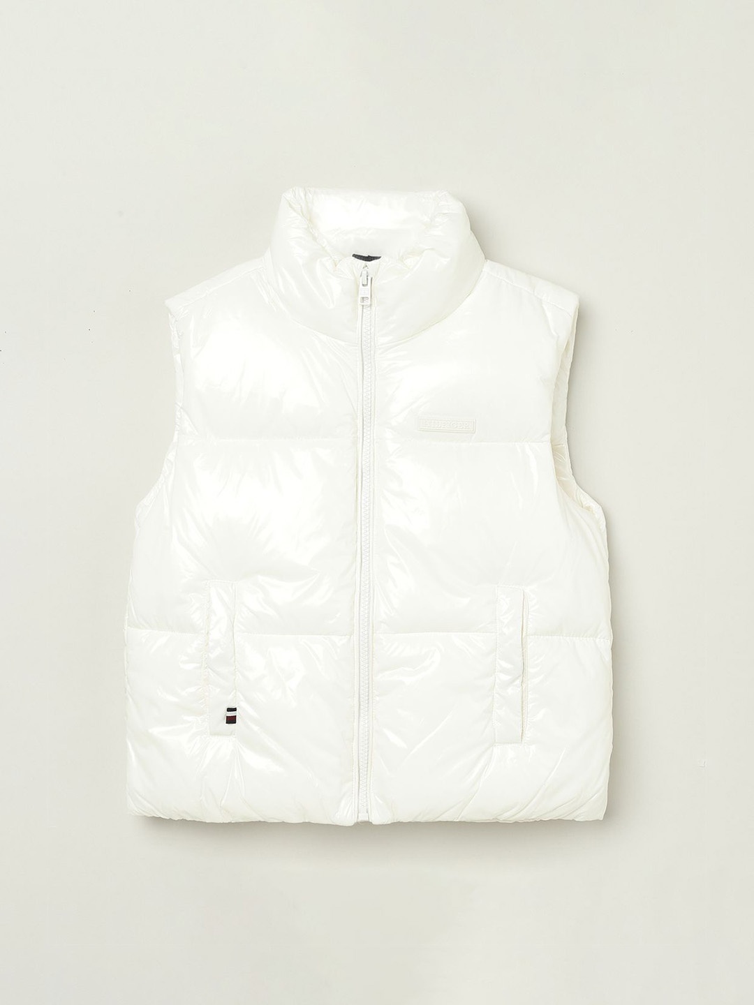 

Tommy Hilfiger Boys Solid Windcheater Puffer Jacket, White