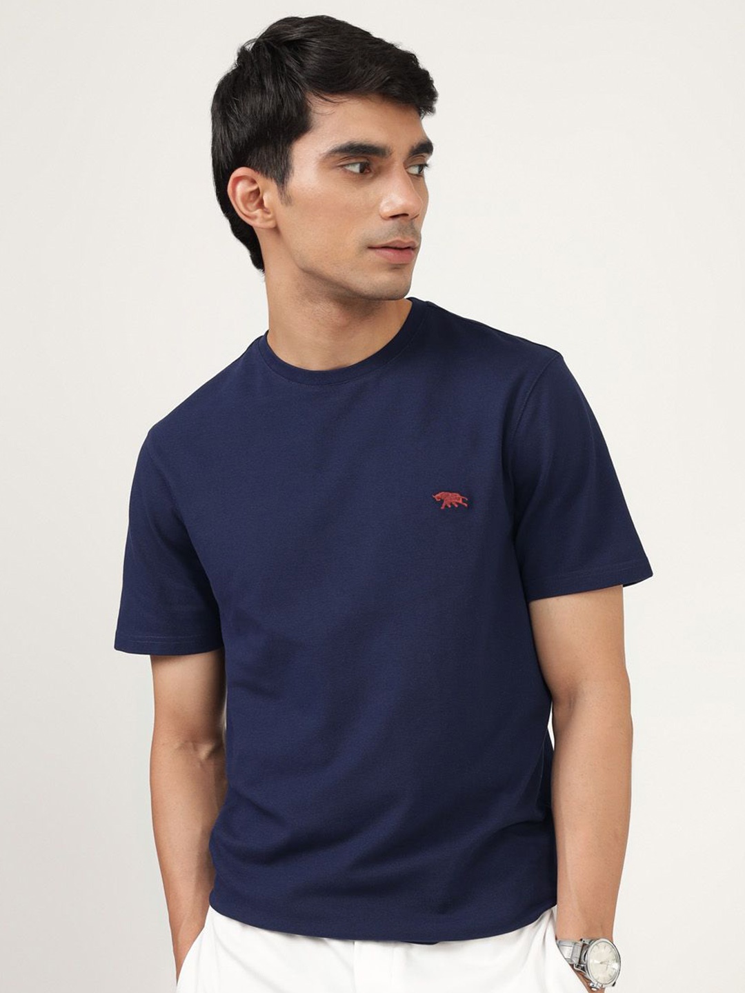 

Andamen Men Solid Round Neck Cotton T-shirt, Navy blue