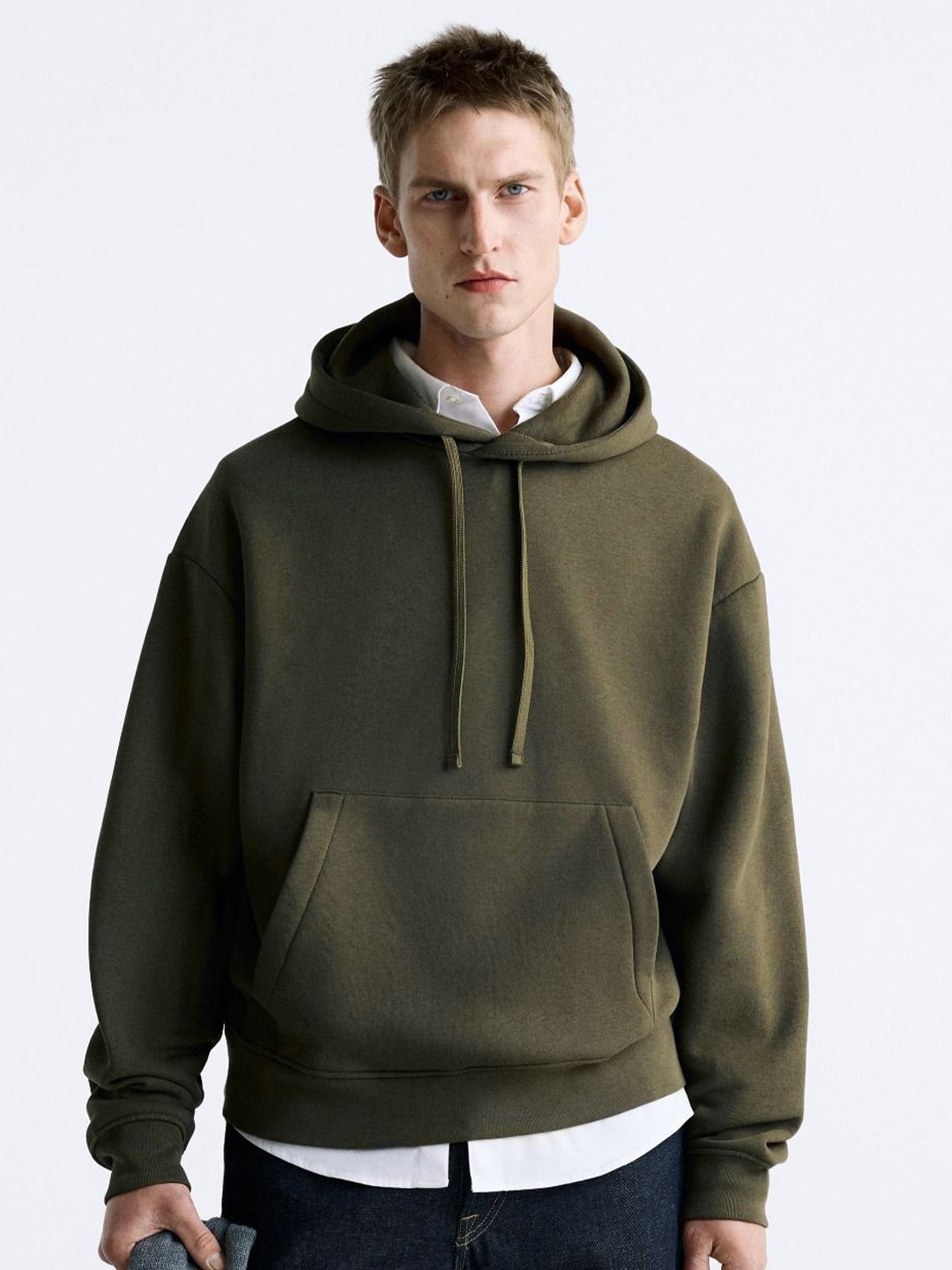 

MISCHIEF MONKEY Men Solid Oversized Hooded Sweatshirt, Olive