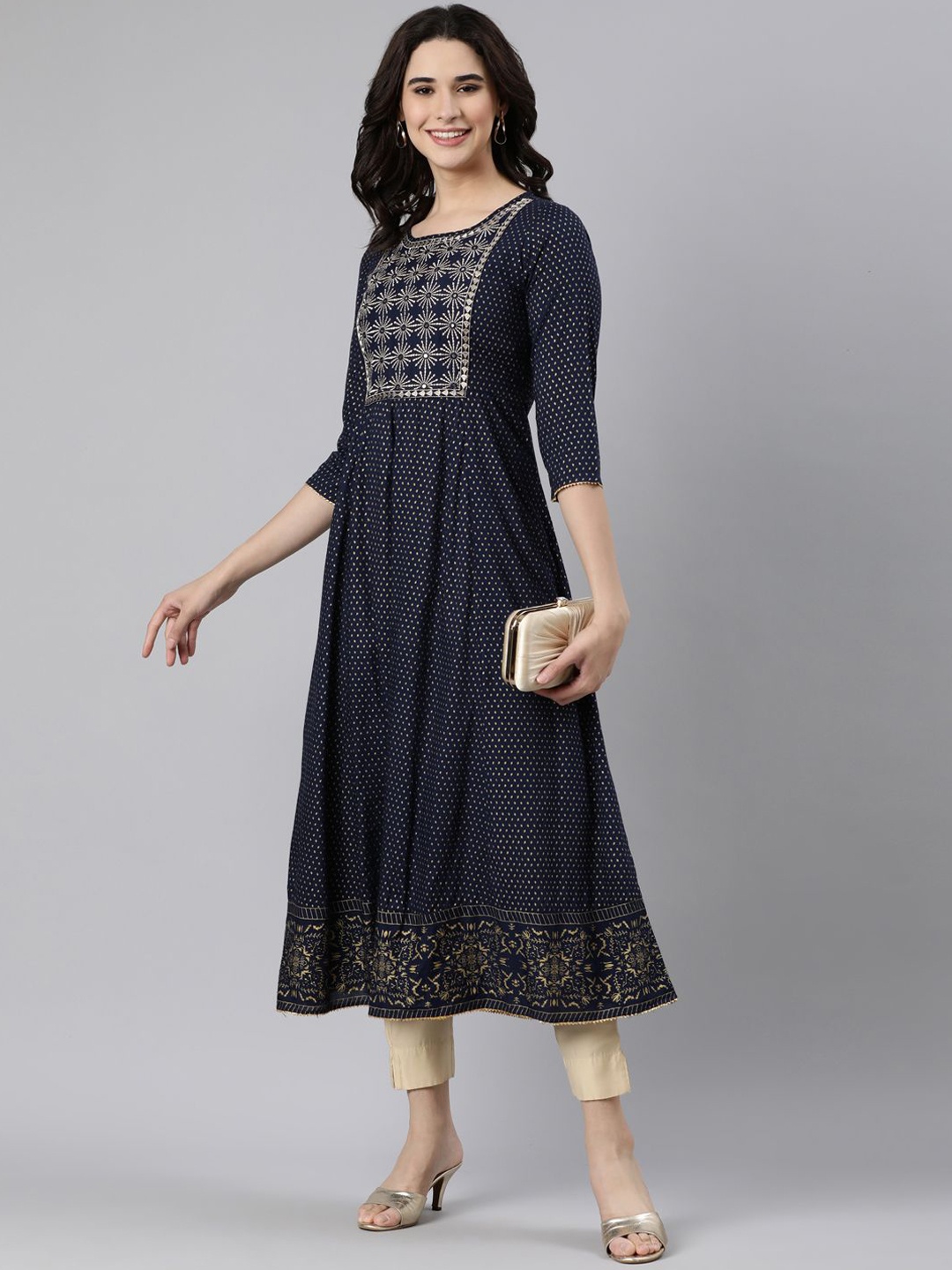 

Souchii Floral Printed Mirror Work Kurta, Navy blue