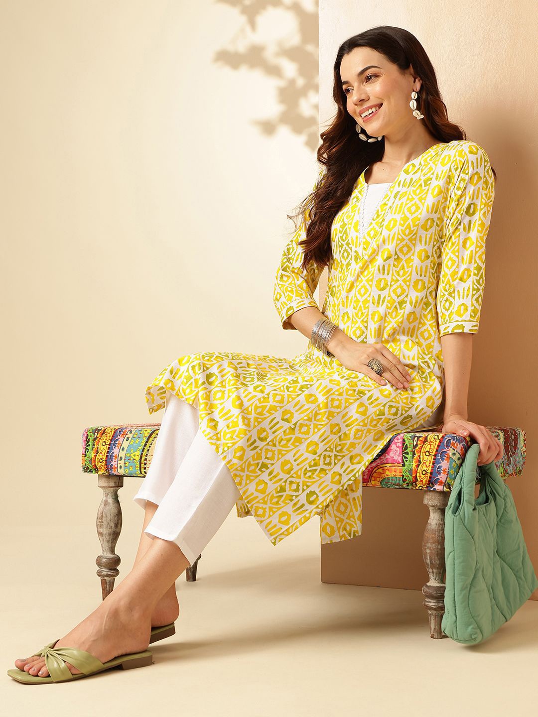 

Anouk Floral Printed V-Neck Regular Straight Kurta with Trousers, Yellow