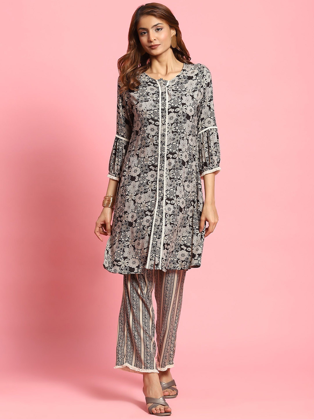 

Shree Floral Printed Tunic With Trousers, Black
