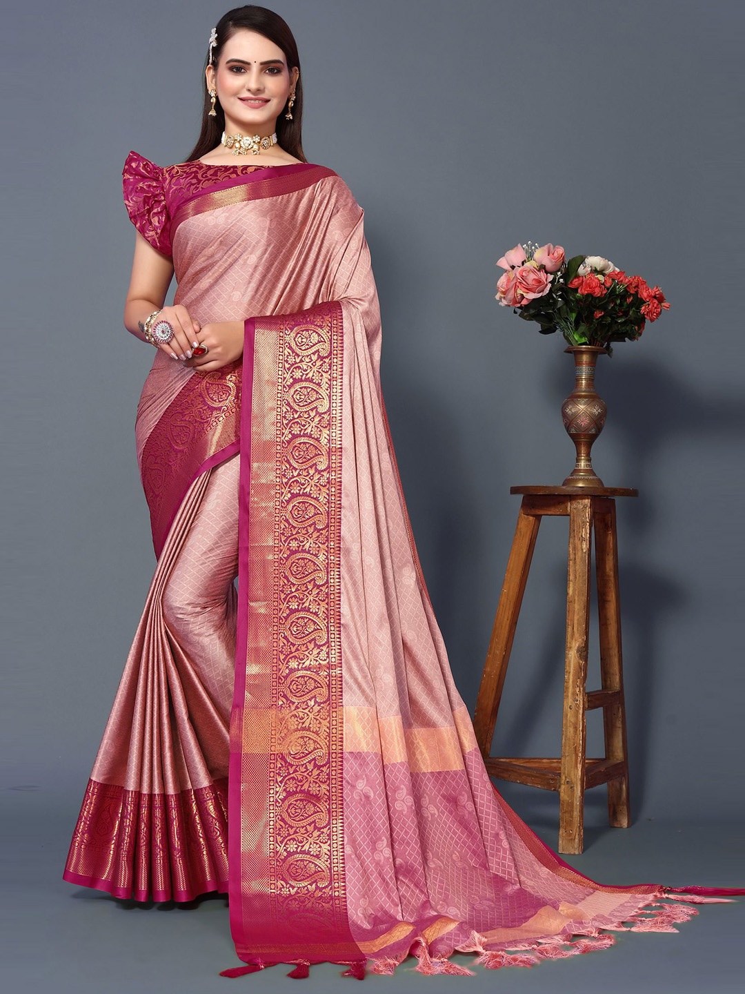 

Divyadham Textiles Ethnic Motifs woven design Banarasi Saree with blouse piece, Pink