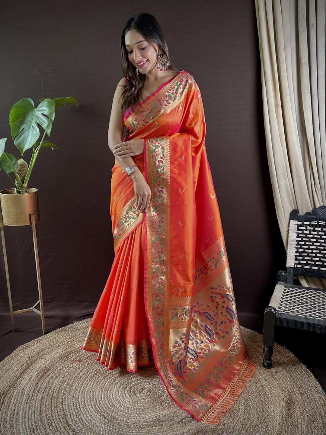 

Divyadham Textiles Woven Design Zari Pure Silk Paithani Saree, Orange