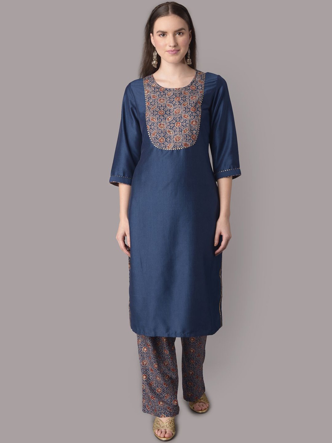 

Shree Floral Printed Regular Gotta Patti Liva Straight Kurta with Trousers, Navy blue
