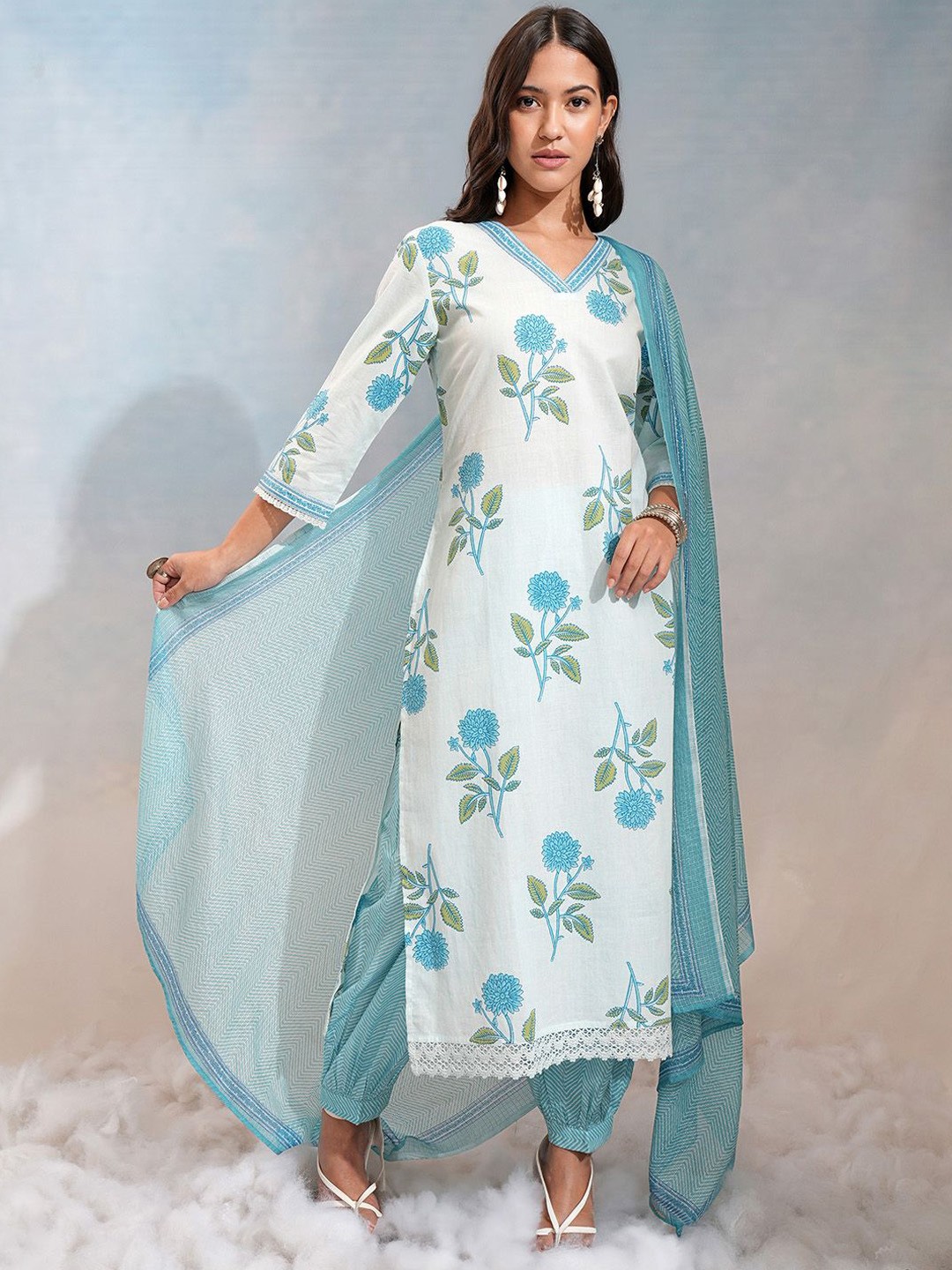 

Vishudh Blue Floral Printed V-Neck Pure Cotton Kurta With Salwar & Dupatta