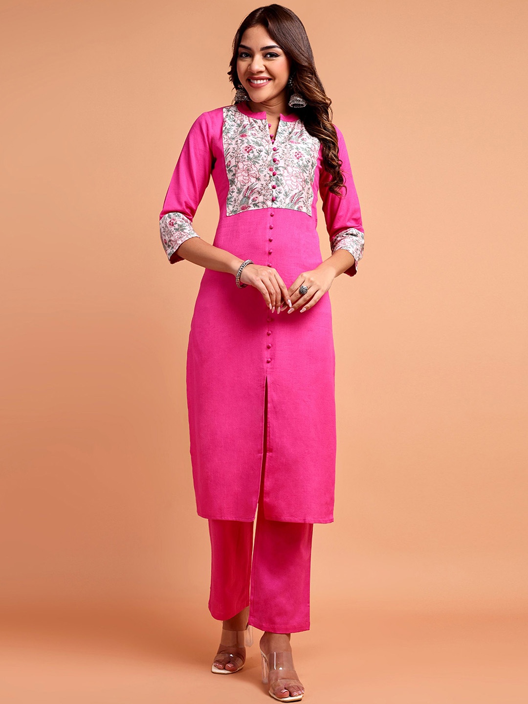 

Vastara the Label Floral Yoke Design Panelled Kurta With Trousers, Pink