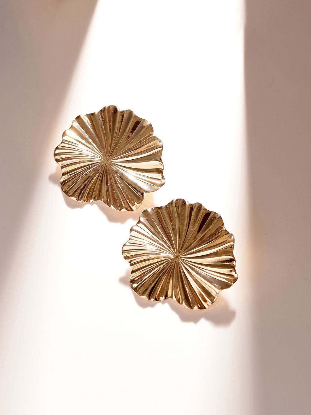 

Priyaasi Gold Plated Contemporary Studs