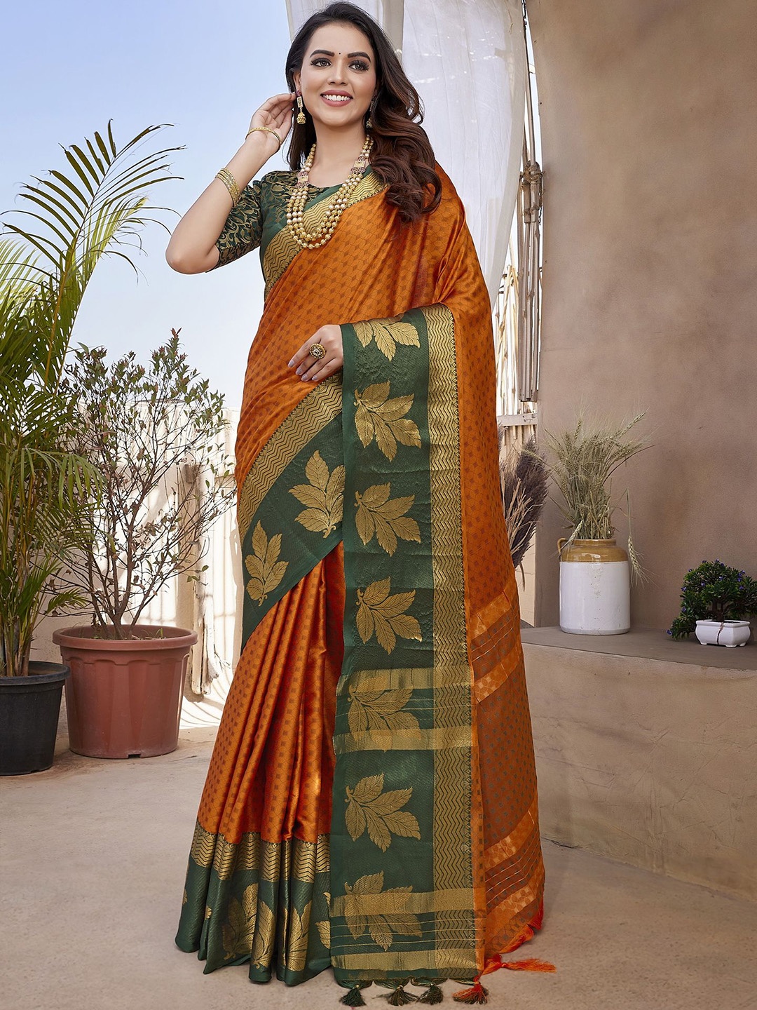 

Divyadham Textiles Woven Design Zari Silk Cotton Banarasi Saree, Orange