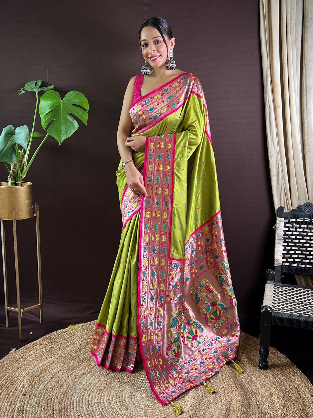 

Divyadham Textiles Ethnic Motifs Zari Pure Silk Paithani Saree, Green