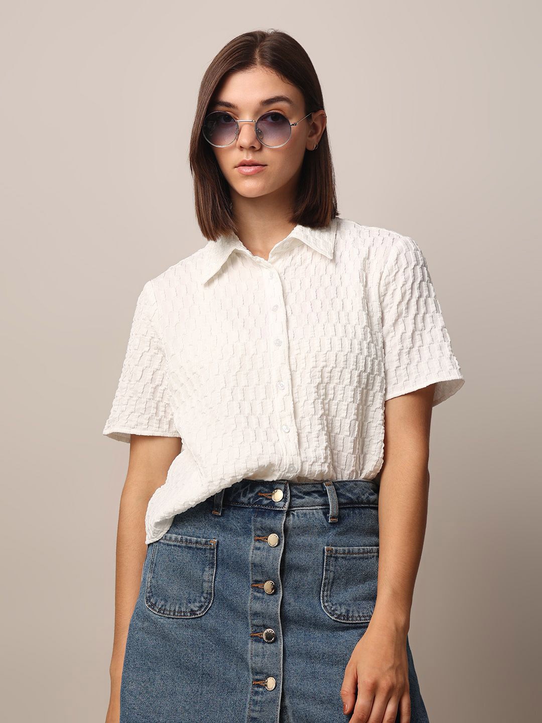 

ONLY Women Spread Collar Solid Casual Shirt, White