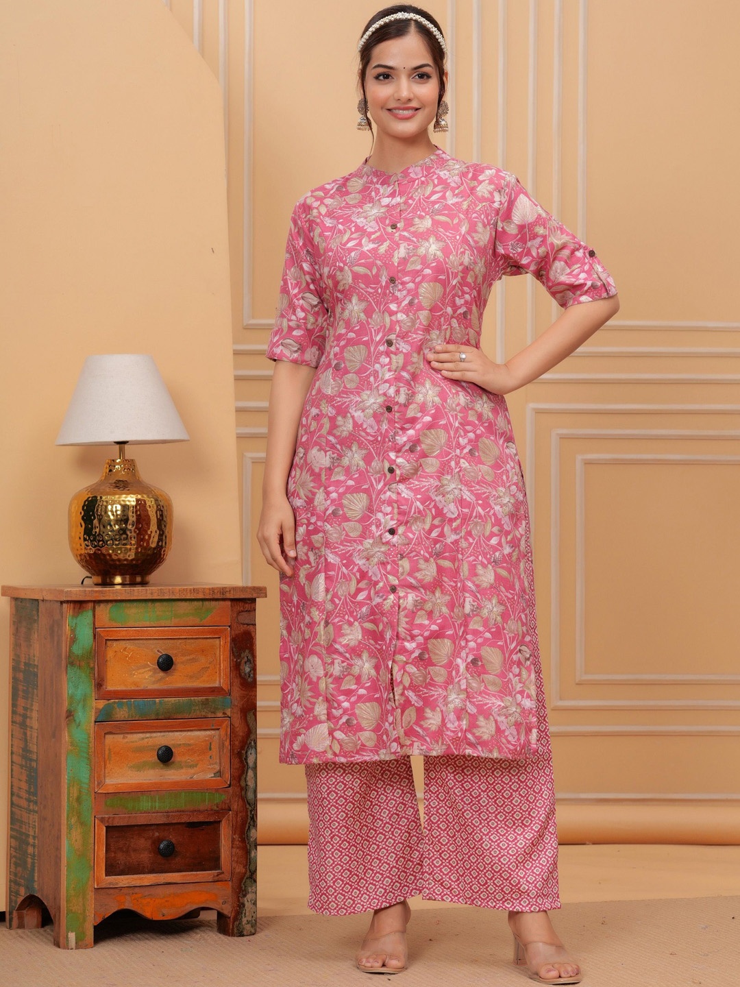 

MILAAV Floral Printed Band Collar Straight Kurta With Palazzos, Pink