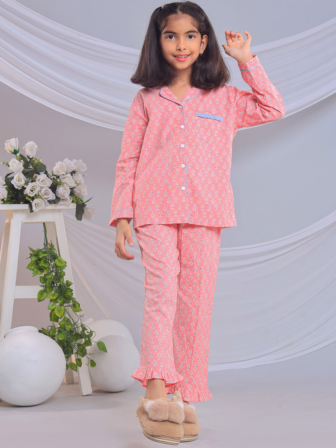 

misbis Girls Printed Night suit, Pink