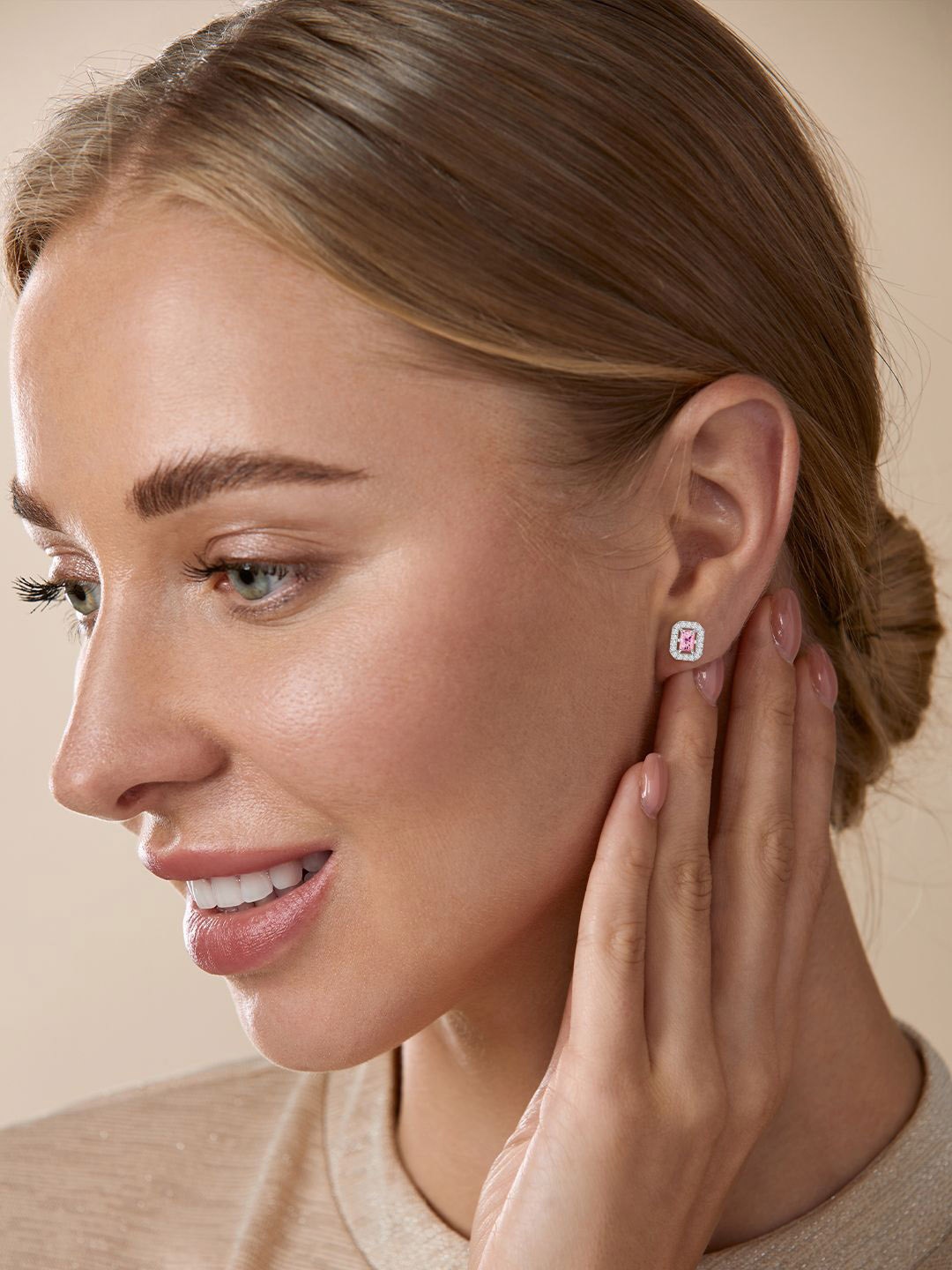 

MINUTIAE Silver Plated Geometric Shaped Kundan Studs