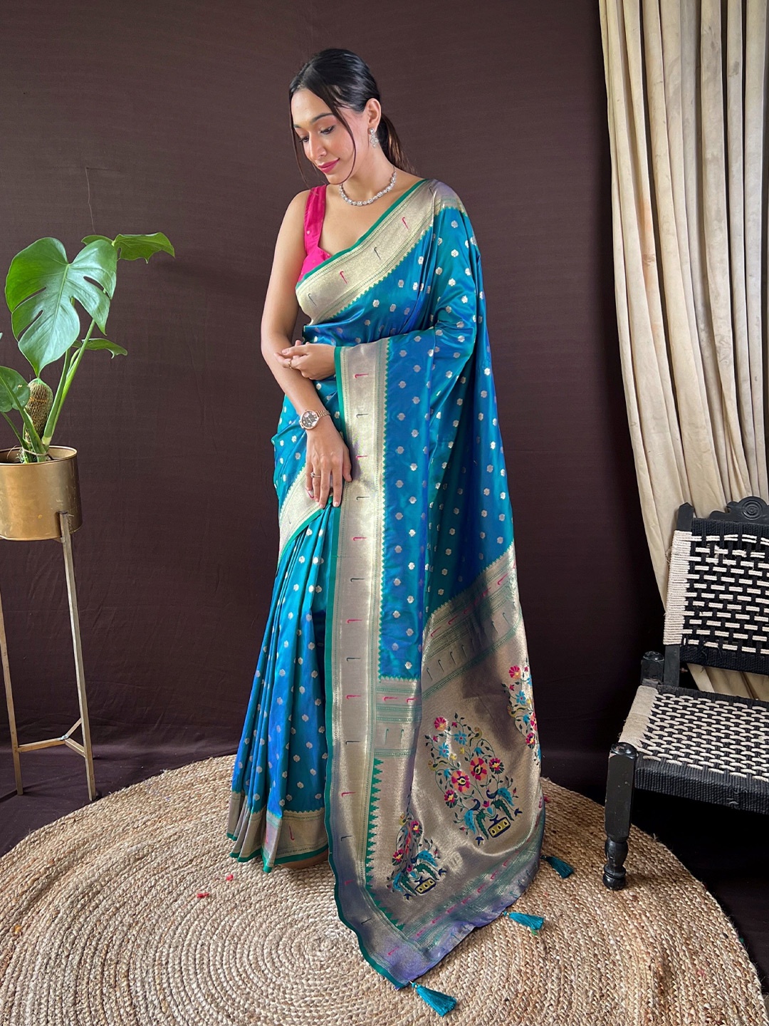 

HEER FASHION Woven Design Zari Paithani Saree, Blue