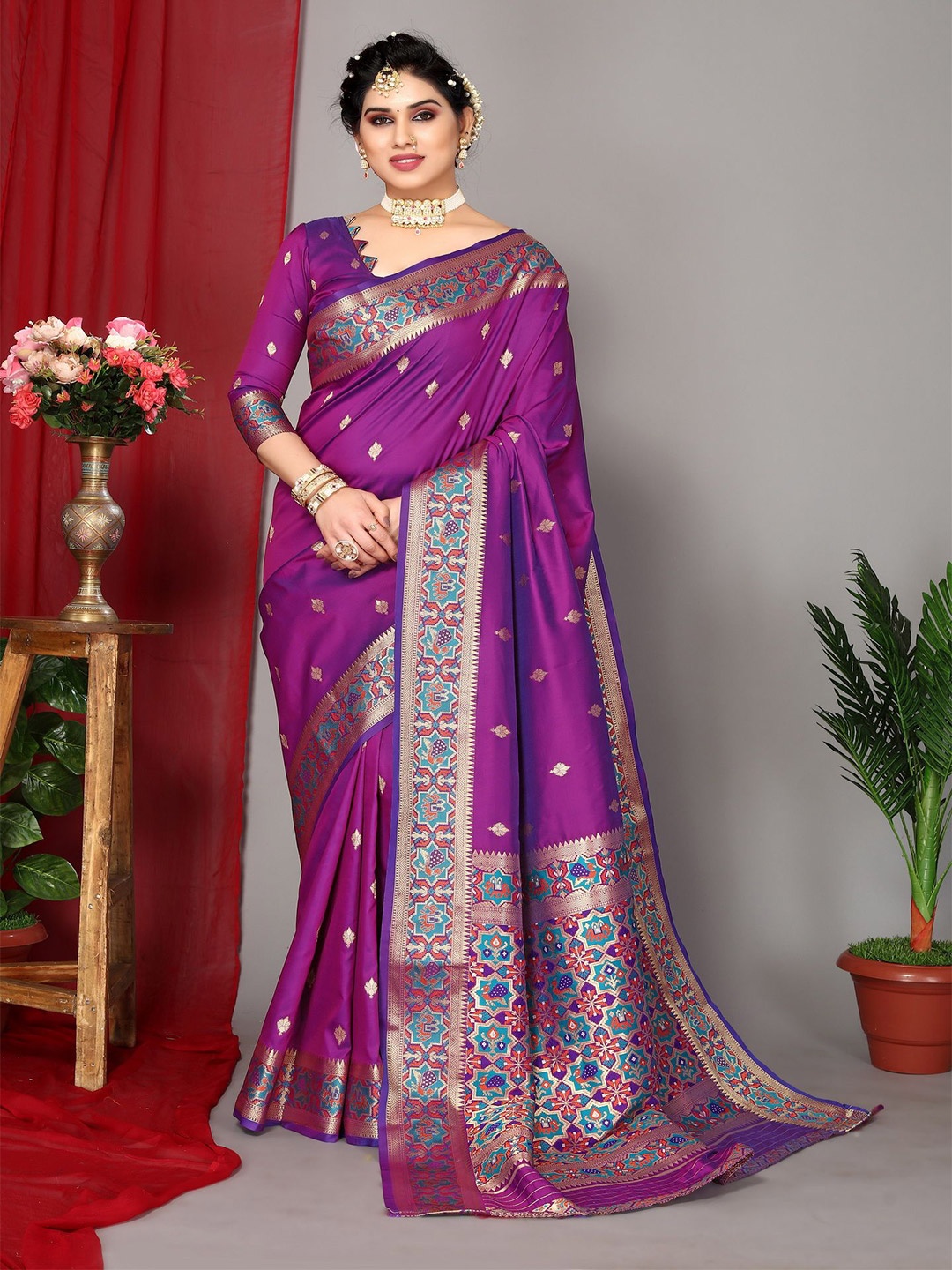 

Divyadham Textiles Women Ethnic Motifs Pure Silk Paithani Saree, Violet