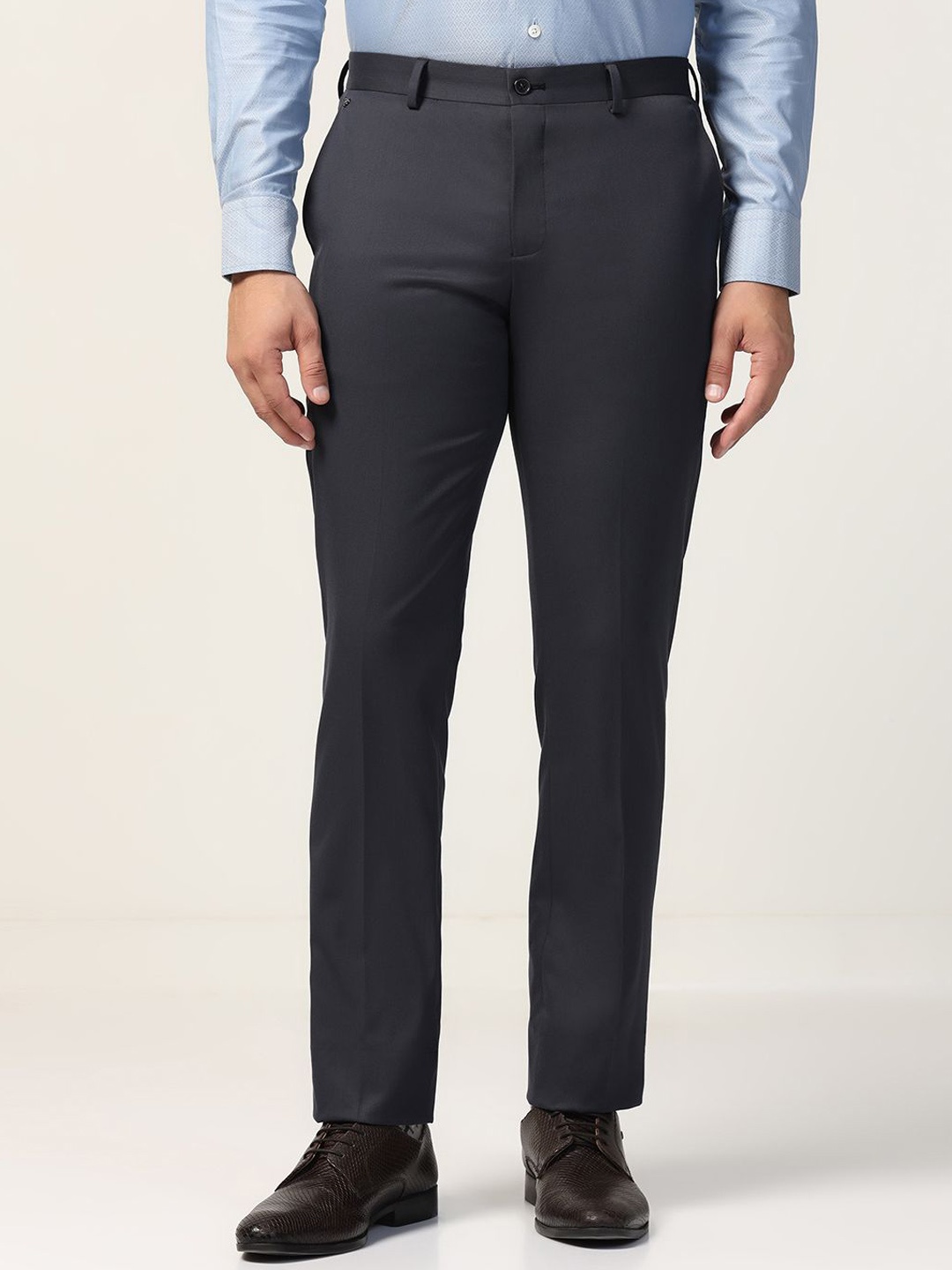 

Blackberrys Men Slim Fit Trousers, Charcoal