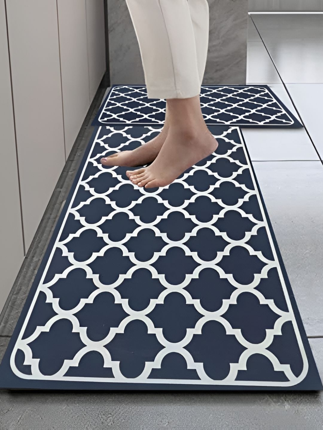 

HomeCloud Blue & White 2 Pieces Geometric Anti Skid Kitchen Mats