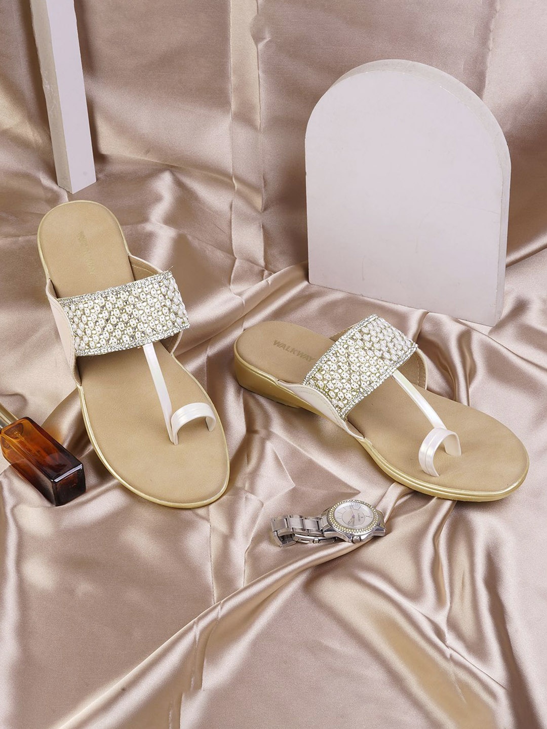 

WALKWAY by Metro Women Printed Open Toe Flats with Bows, Gold