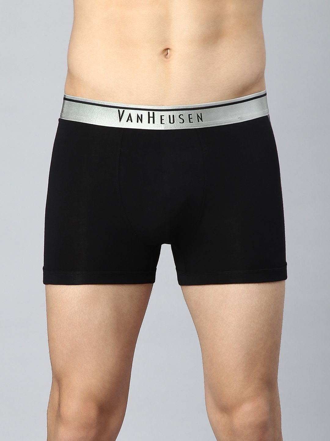 

Van Heusen Cotton Solid Mid Rise Anti Bacterial Trunk IHQTR1BKS30041-Black