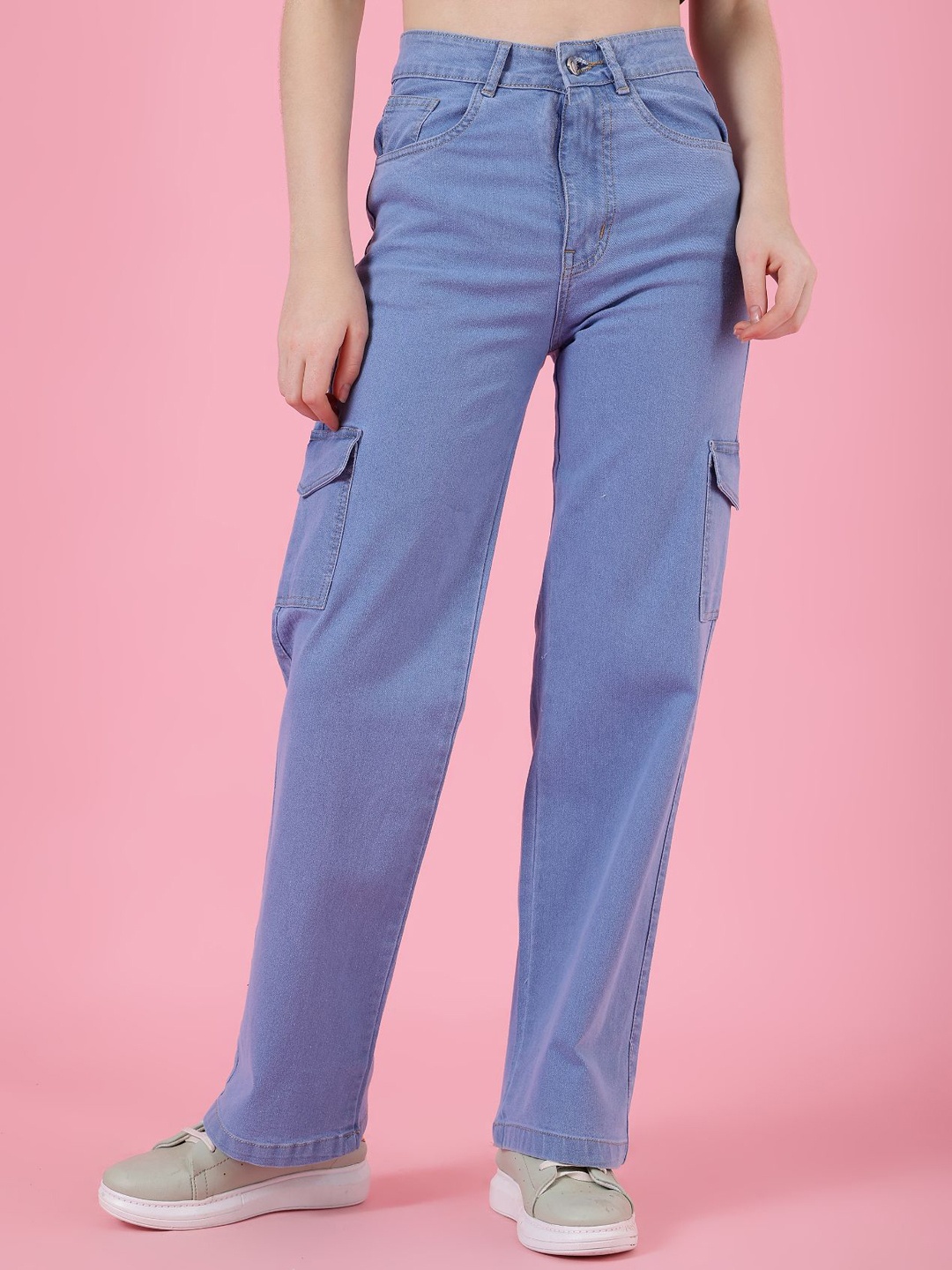 

4WRD by Dressberry Women Classic High-Rise Jeans, Blue
