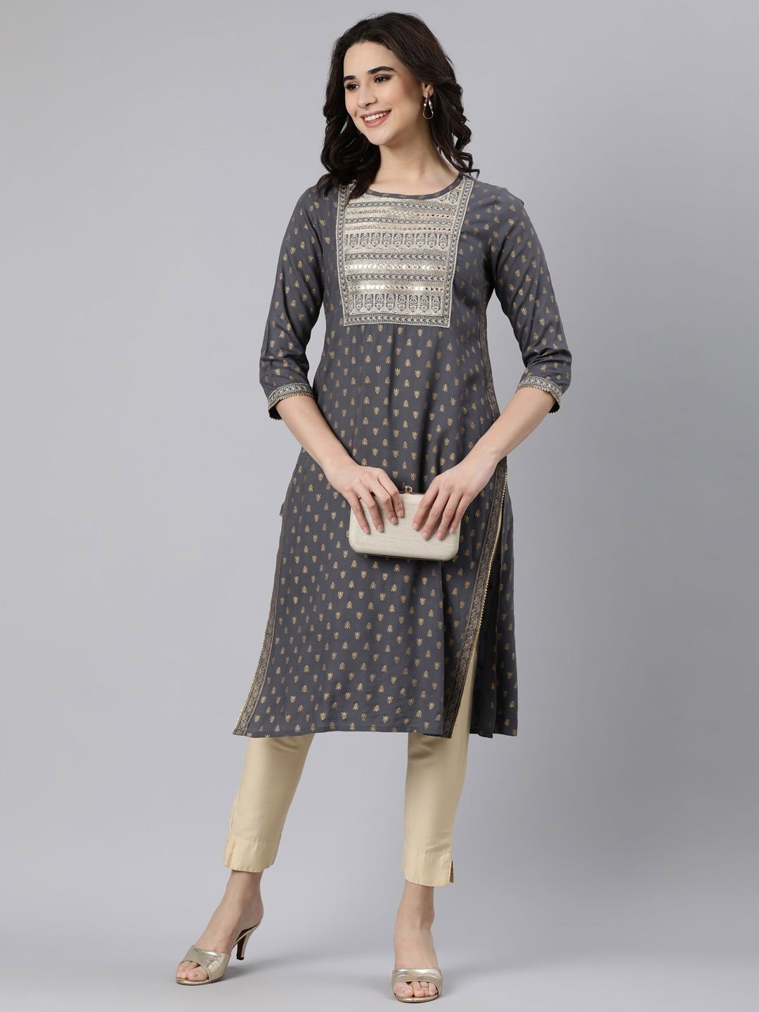 

Souchii Ethnic Motifs Printed Thread Work Straight Kurta, Grey