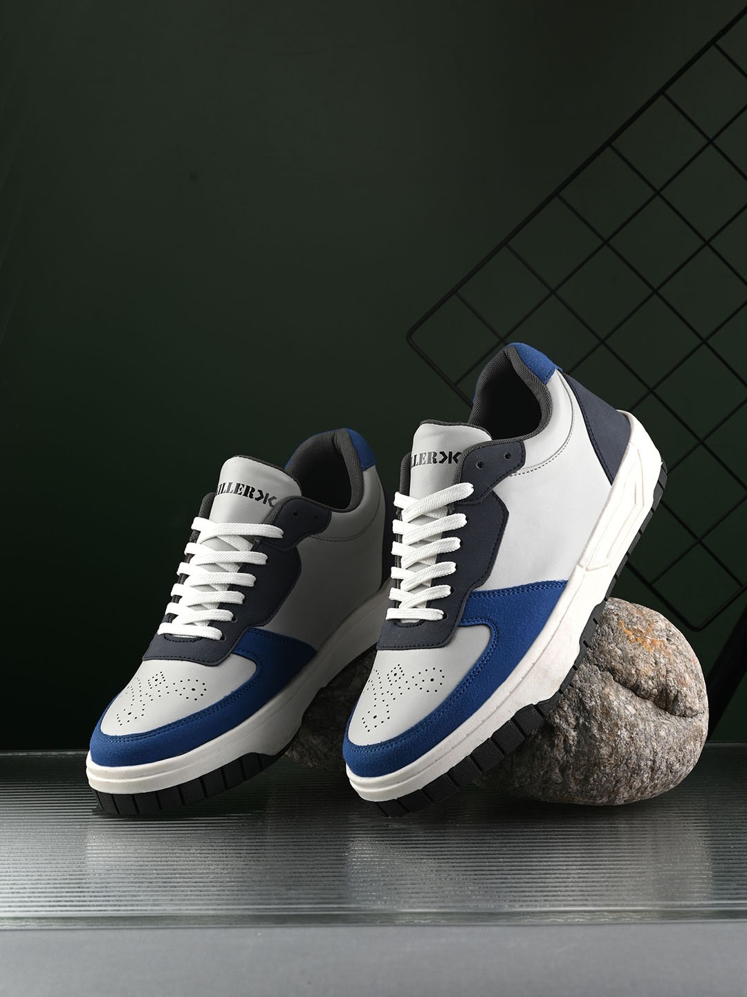 

Killer Men Colourblocked Sneakers, Blue