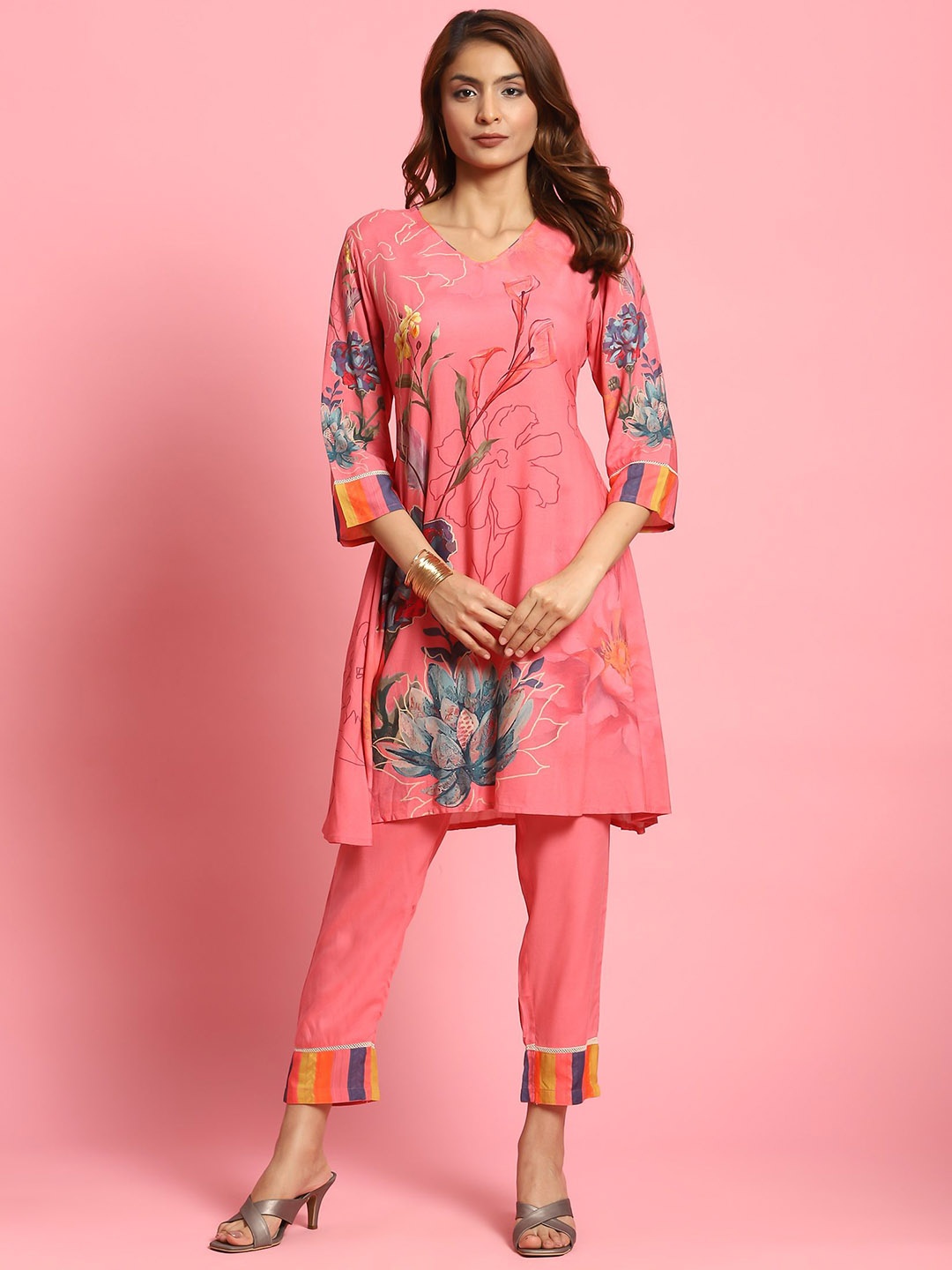 

Shree Floral Printed V-Neck Tunic With Trousers, Peach