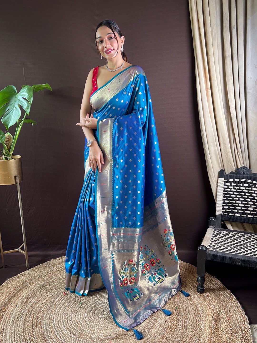 

HEER FASHION Woven Design Zari Paithani Saree, Blue